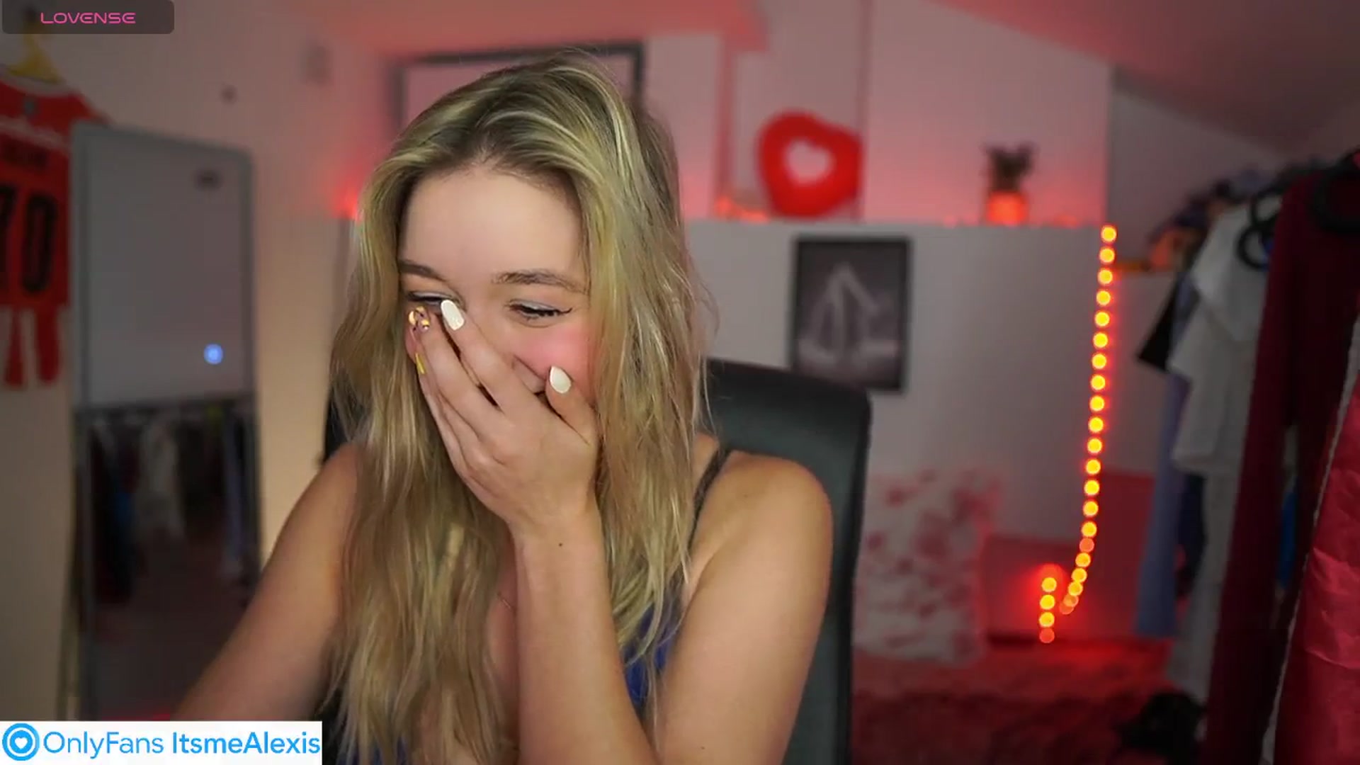 Gallery image thumbnail from Alexis__Texas's myfreecams stream on, 05/15/2025, 13:18 image 2 of 20