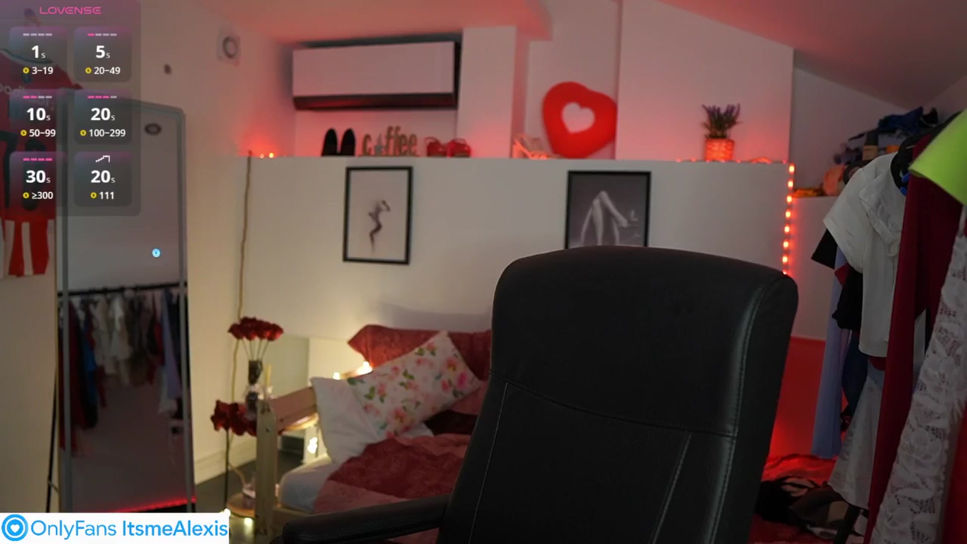 Gallery image thumbnail from Alexis__Texas's myfreecams stream on, 05/16/2025, 22:34 image 19 of 20