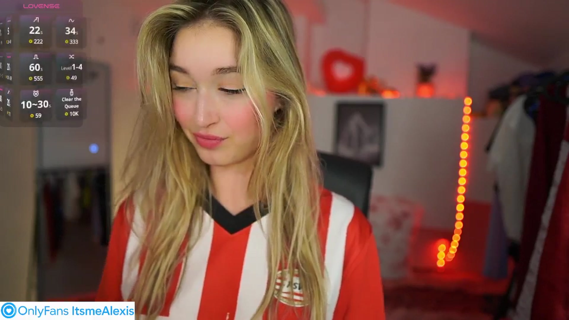 Gallery image thumbnail from Alexis__Texas's myfreecams stream on, 05/18/2025, 19:15 image 19 of 20