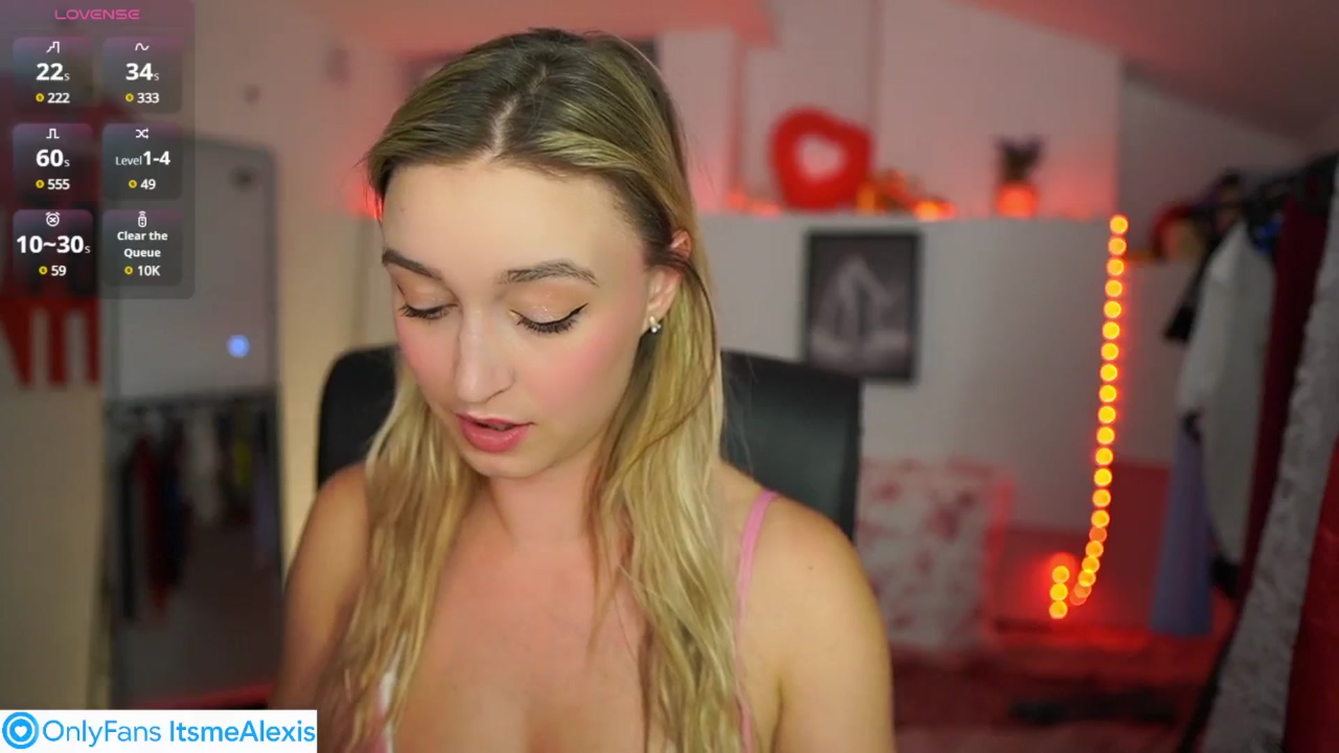 Gallery image thumbnail from Alexis__Texas's myfreecams stream on, 05/27/2025, 22:04 image 17 of 20