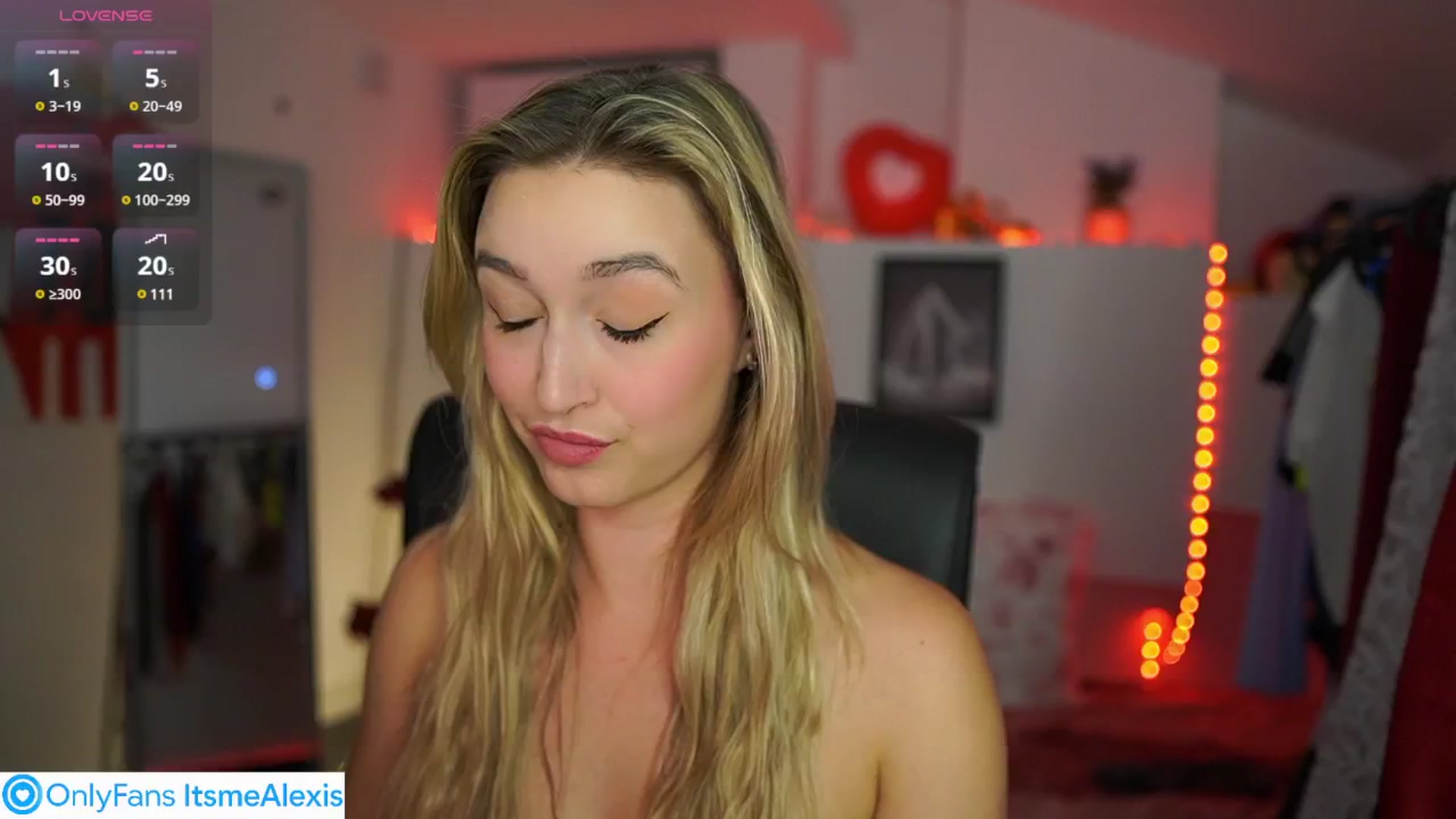 Gallery image thumbnail from Alexis__Texas's myfreecams stream on, 05/27/2025, 22:54 image 4 of 20