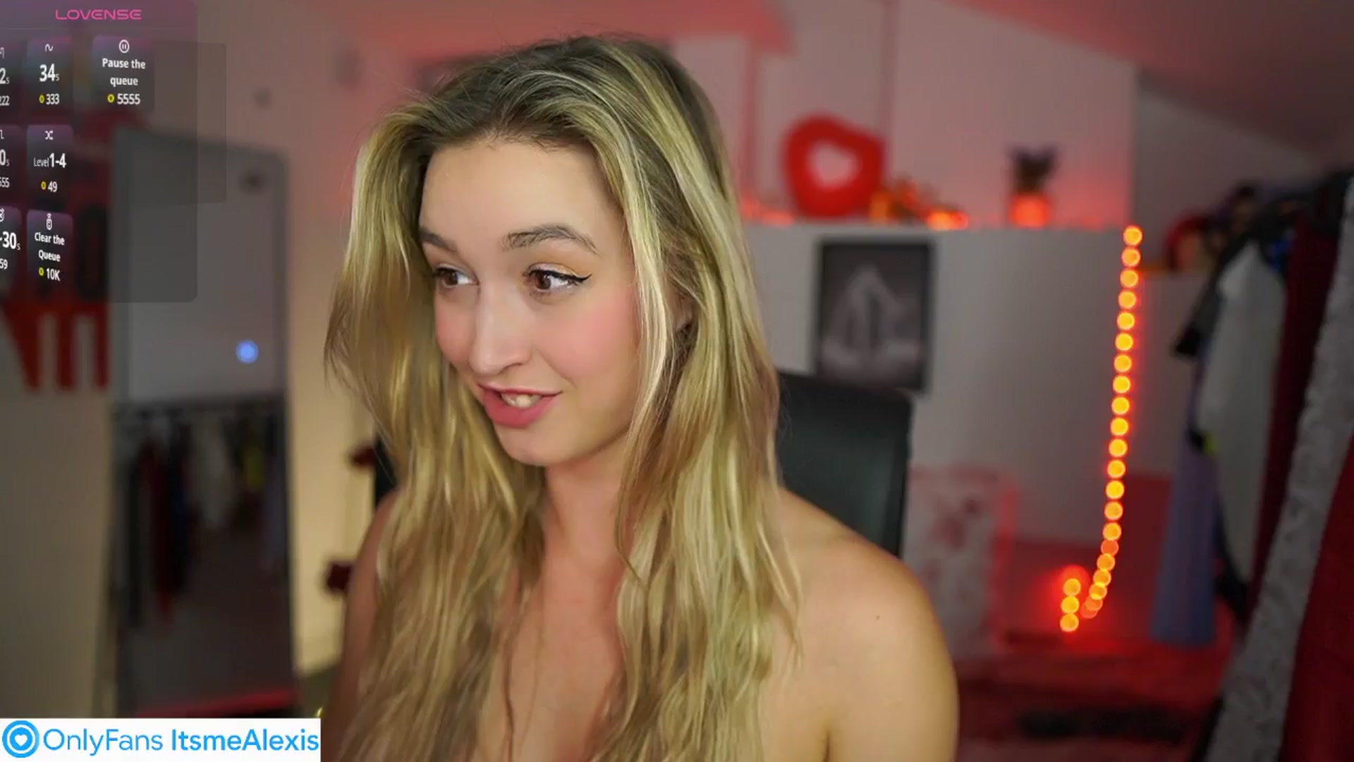 Gallery image thumbnail from Alexis__Texas's myfreecams stream on, 05/27/2025, 22:54 image 7 of 20