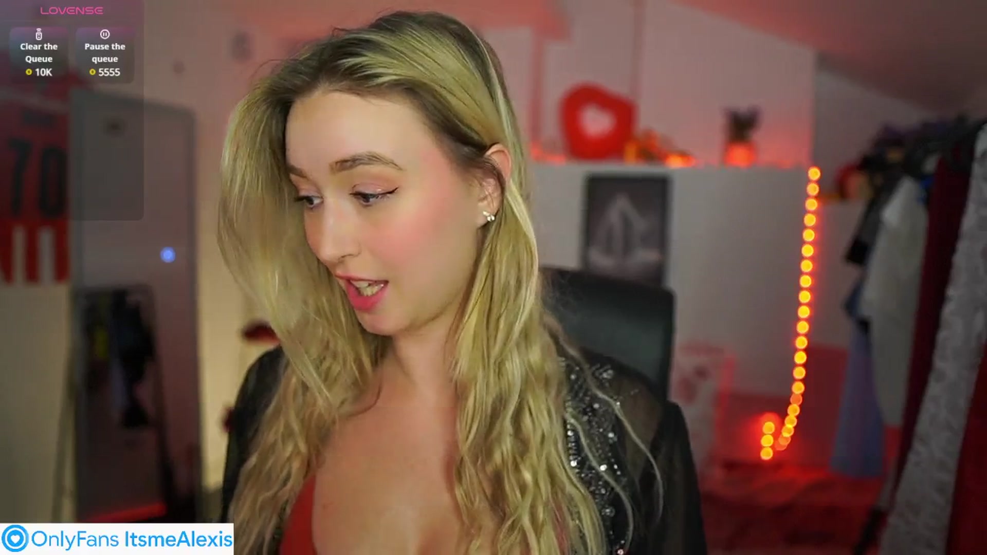Gallery image thumbnail from Alexis__Texas's myfreecams stream on, 05/31/2025, 13:40 image 16 of 20