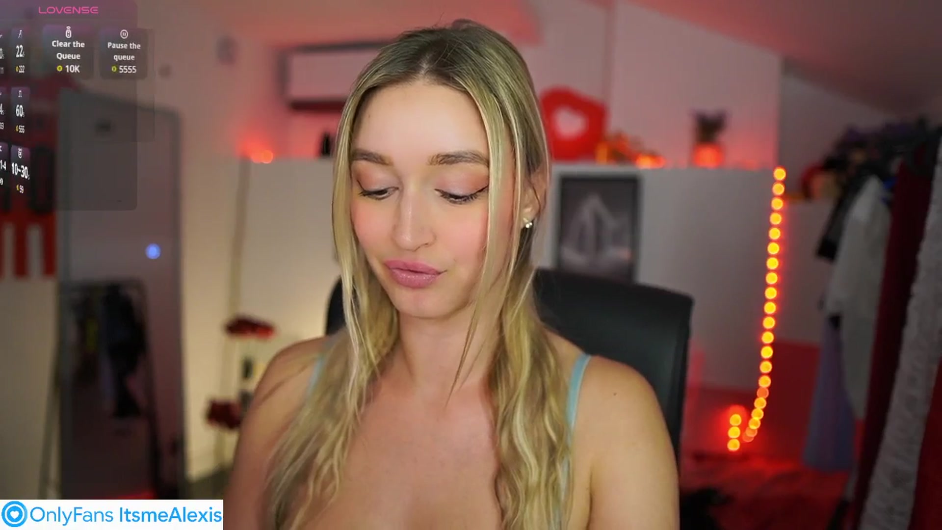 Gallery image thumbnail from Alexis__Texas's myfreecams stream on, 05/31/2025, 17:52 image 18 of 20