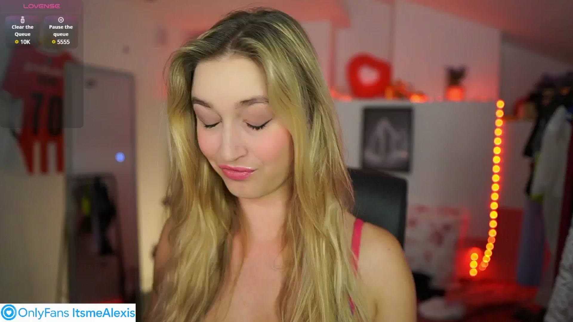 Gallery image thumbnail from Alexis__Texas's myfreecams stream on, 06/03/2025, 18:52 image 13 of 20