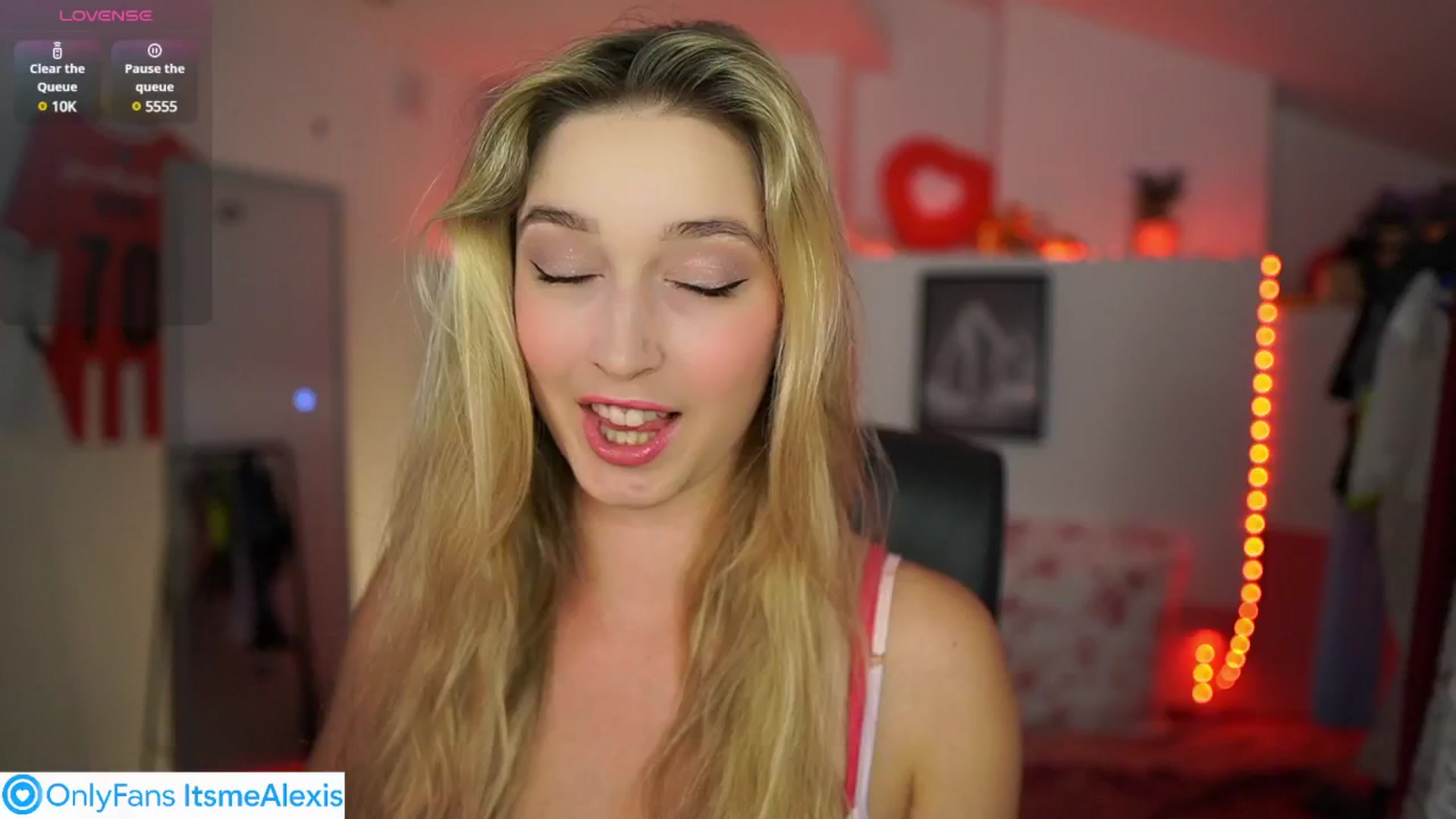 Gallery image thumbnail from Alexis__Texas's myfreecams stream on, 06/03/2025, 18:52 image 3 of 20
