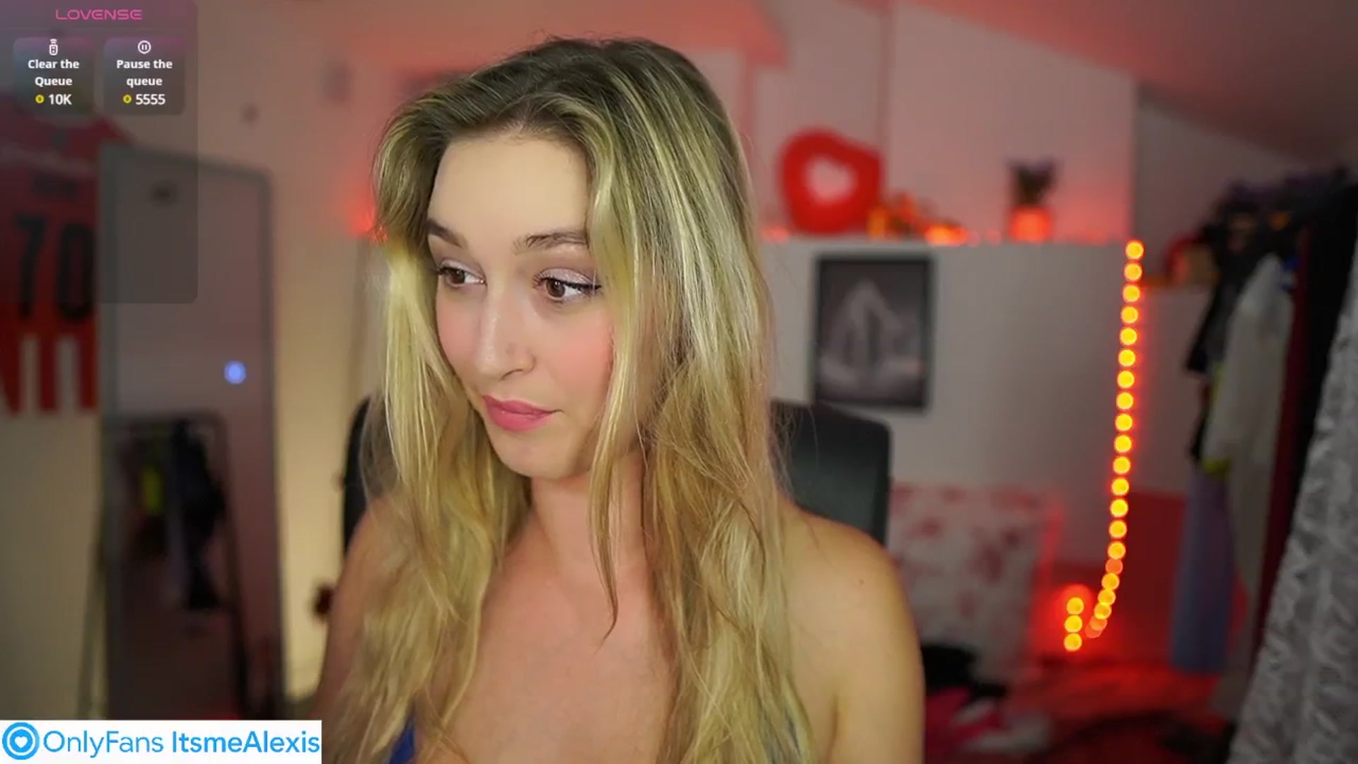 Gallery image thumbnail from Alexis__Texas's myfreecams stream on, 06/03/2025, 19:46 image 12 of 20