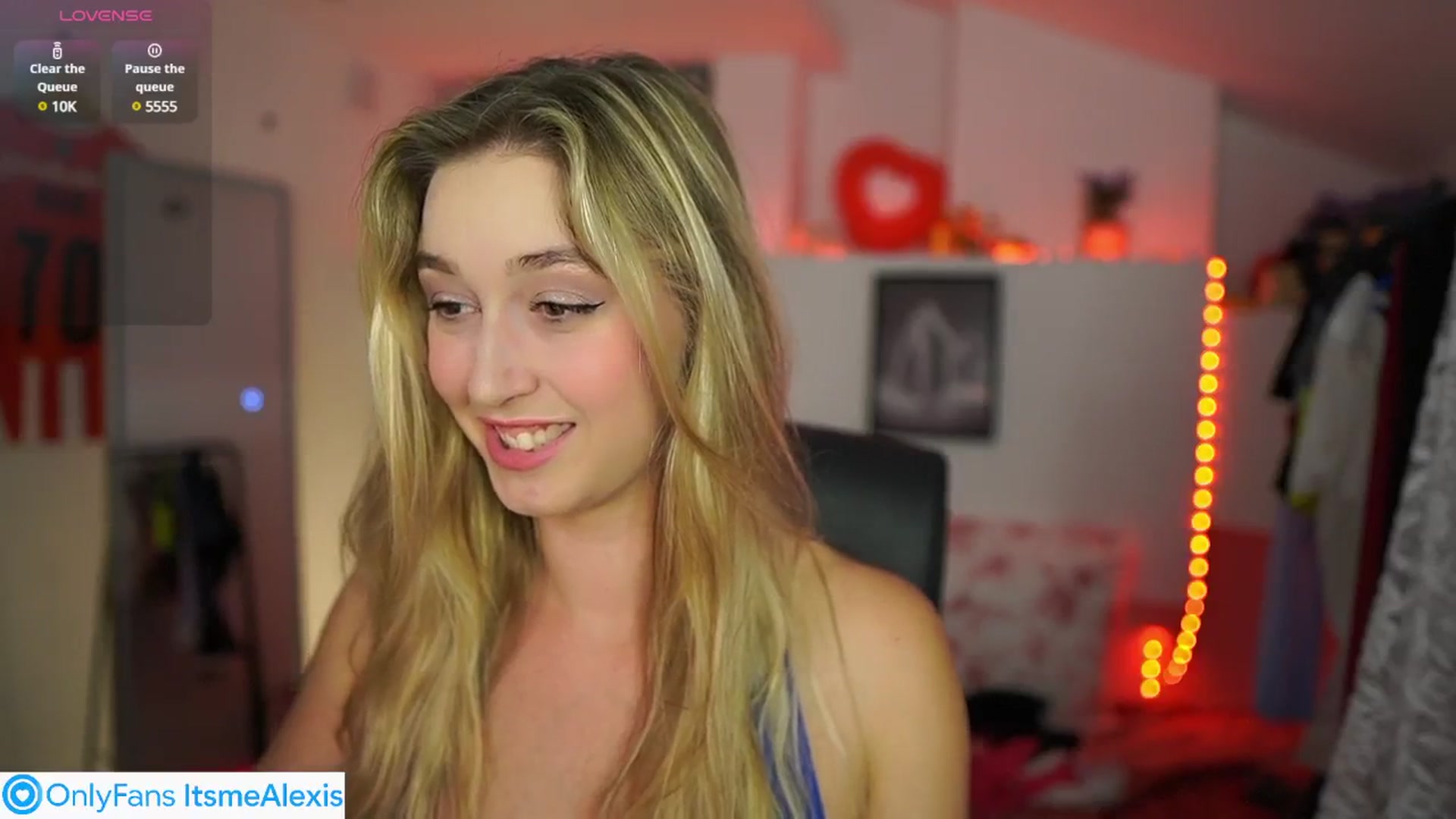 Gallery image thumbnail from Alexis__Texas's myfreecams stream on, 06/03/2025, 19:46 image 14 of 20