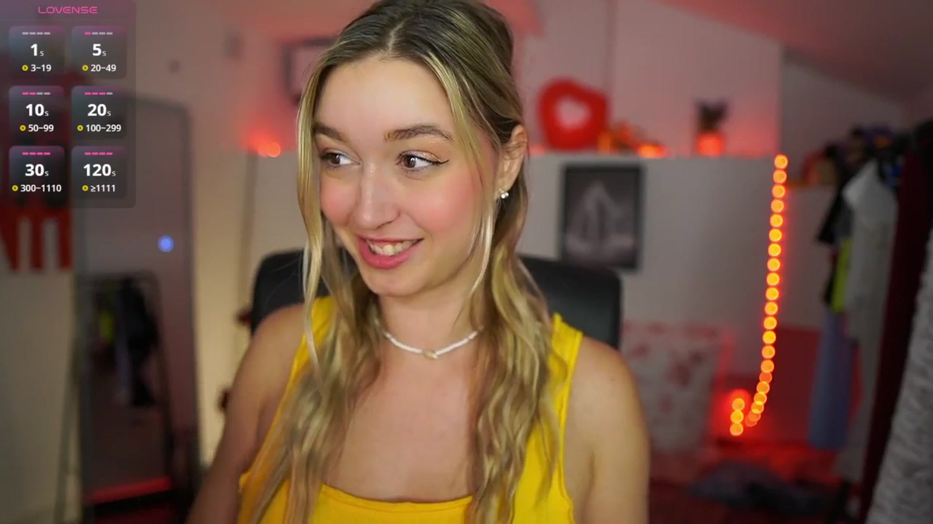 Gallery image thumbnail from Alexis__Texas's myfreecams stream on, 06/07/2025, 15:33 image 15 of 20