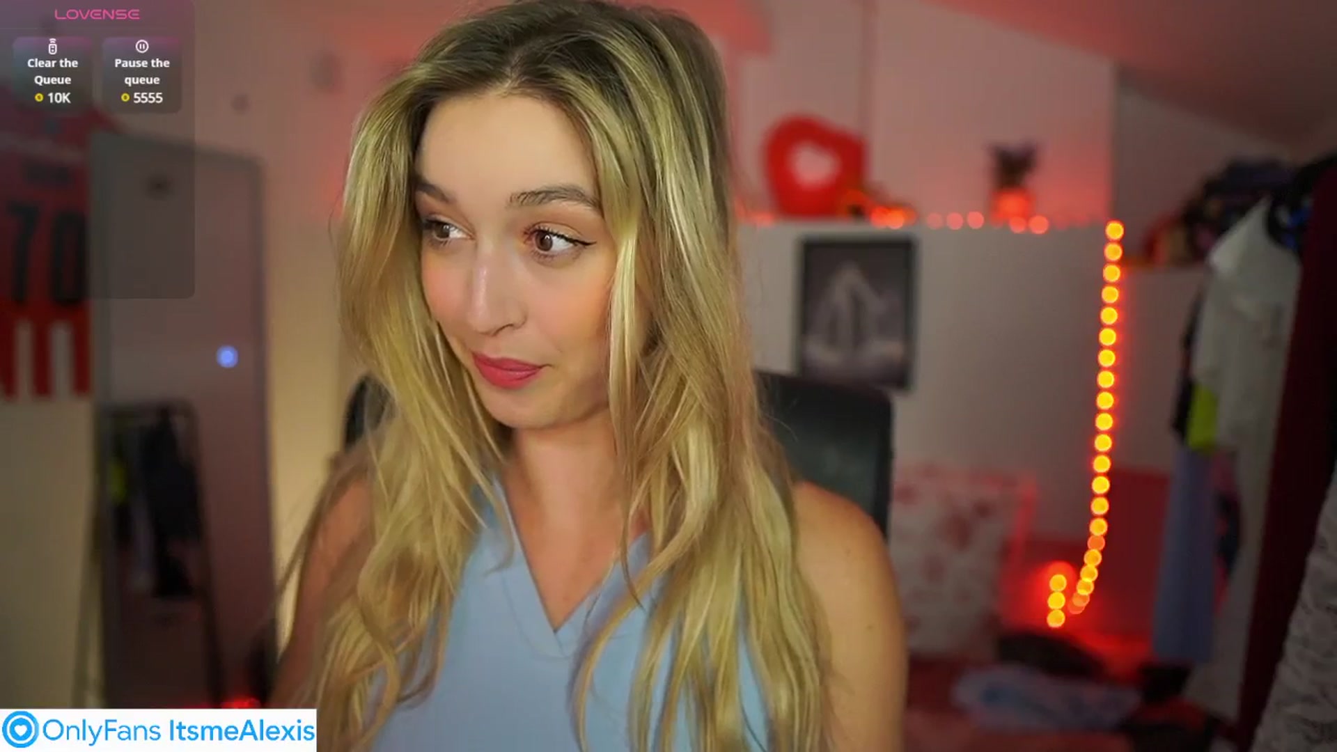 Gallery image thumbnail from Alexis__Texas's myfreecams stream on, 06/10/2025, 20:45 image 19 of 20