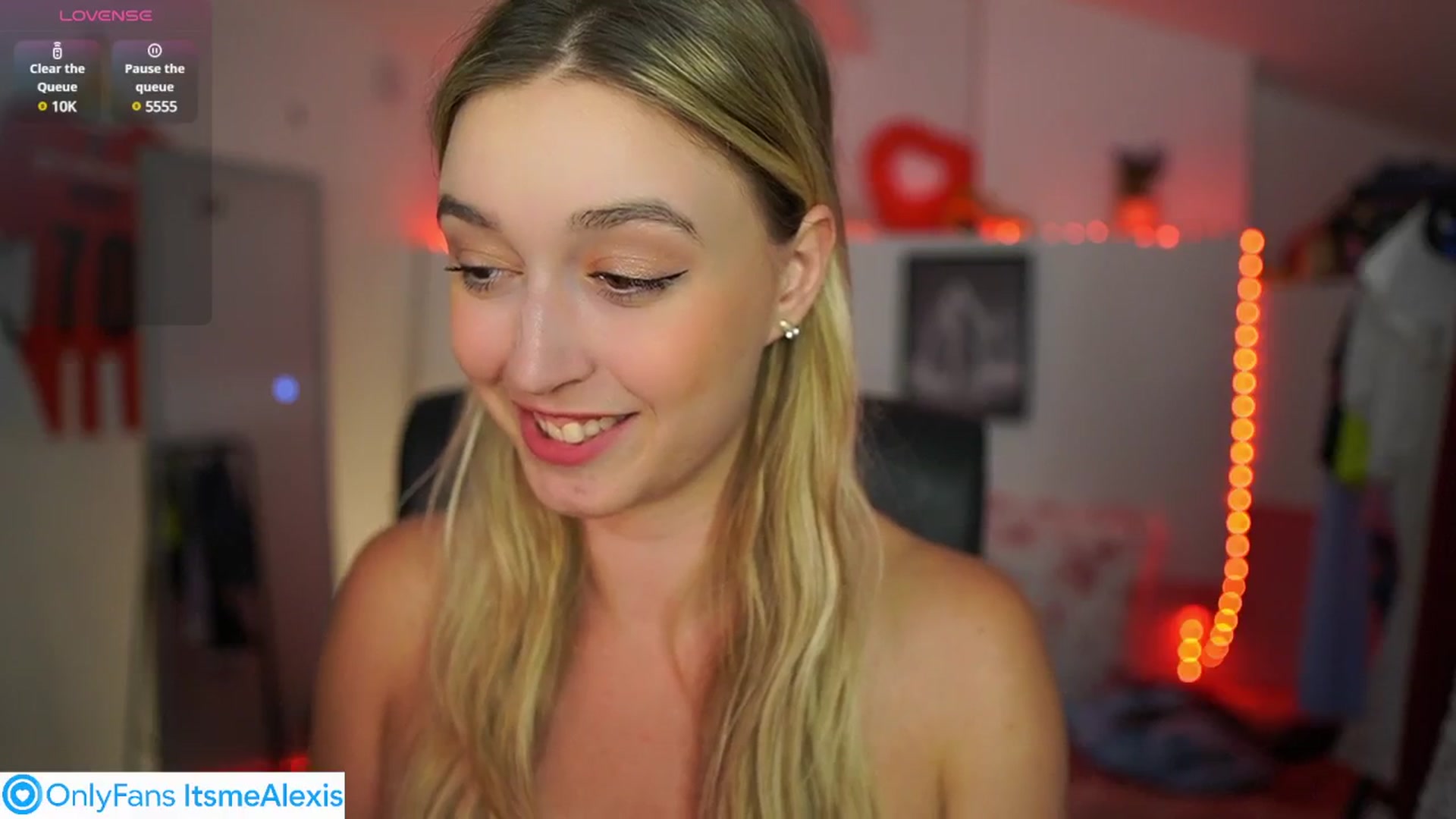 Gallery image thumbnail from Alexis__Texas's myfreecams stream on, 06/10/2025, 23:15 image 14 of 20