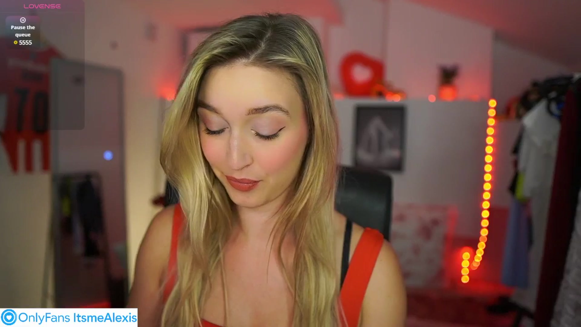Gallery image thumbnail from Alexis__Texas's myfreecams stream on, 06/14/2025, 16:24 image 10 of 20