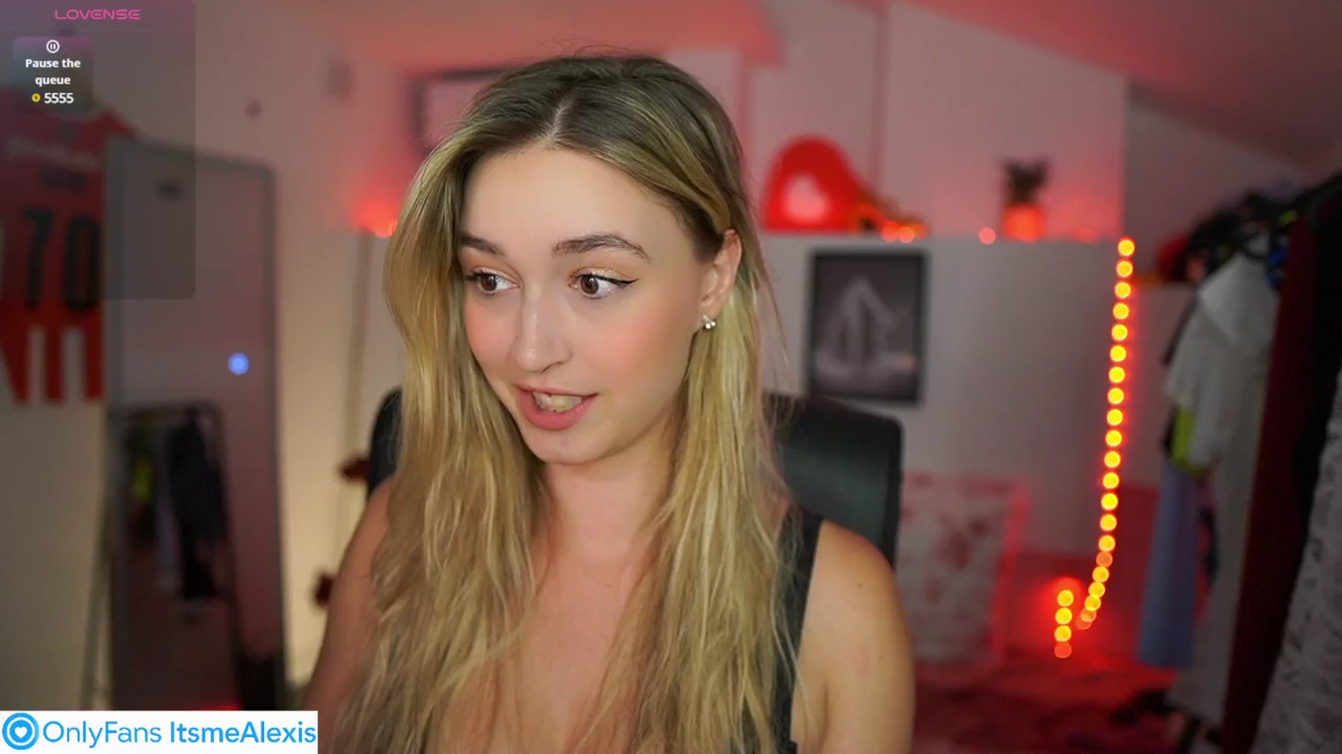 Gallery image thumbnail from Alexis__Texas's myfreecams stream on, 06/17/2025, 20:10 image 1 of 20