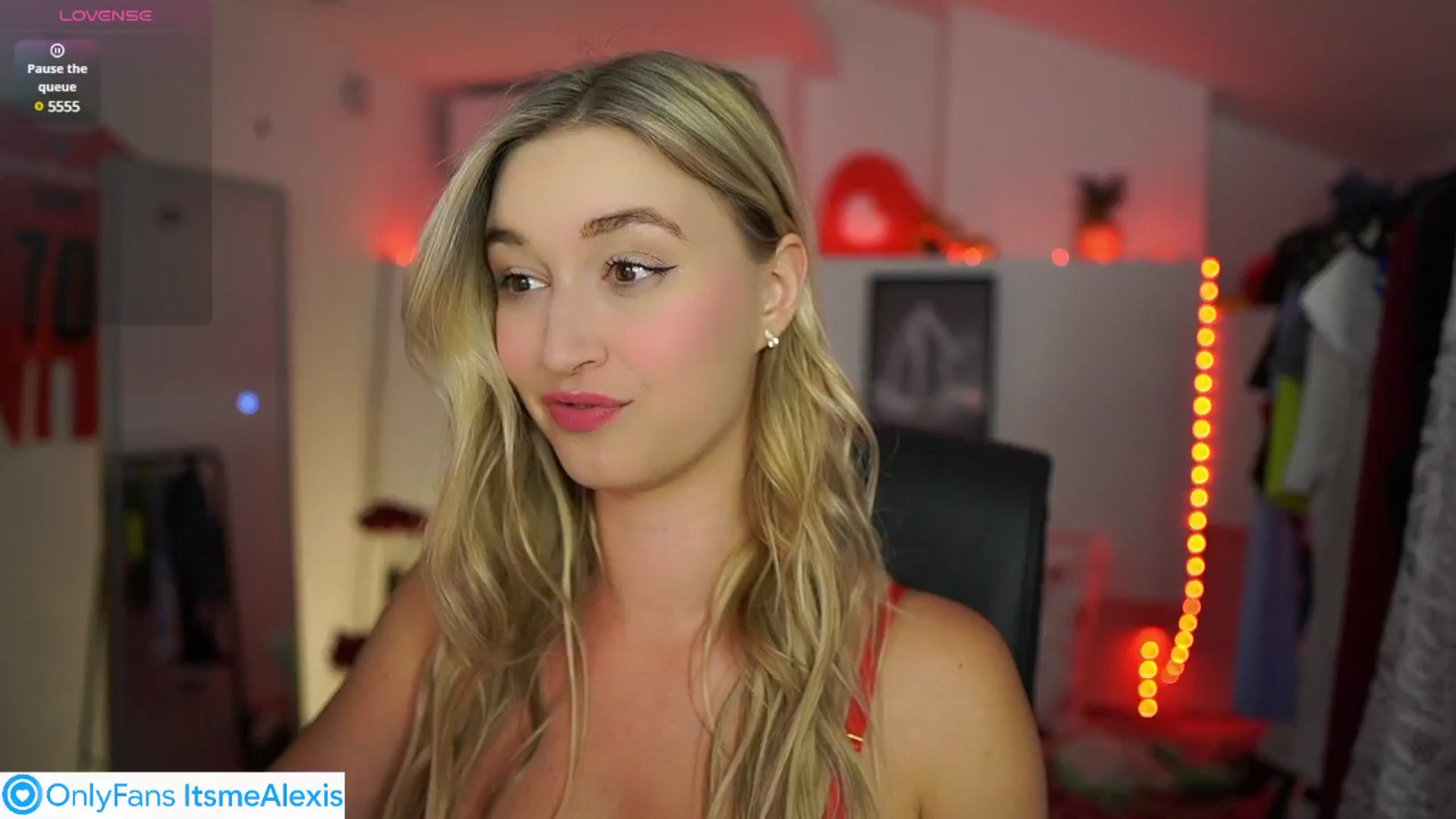 Gallery image thumbnail from Alexis__Texas's myfreecams stream on, 06/20/2025, 21:24 image 20 of 20