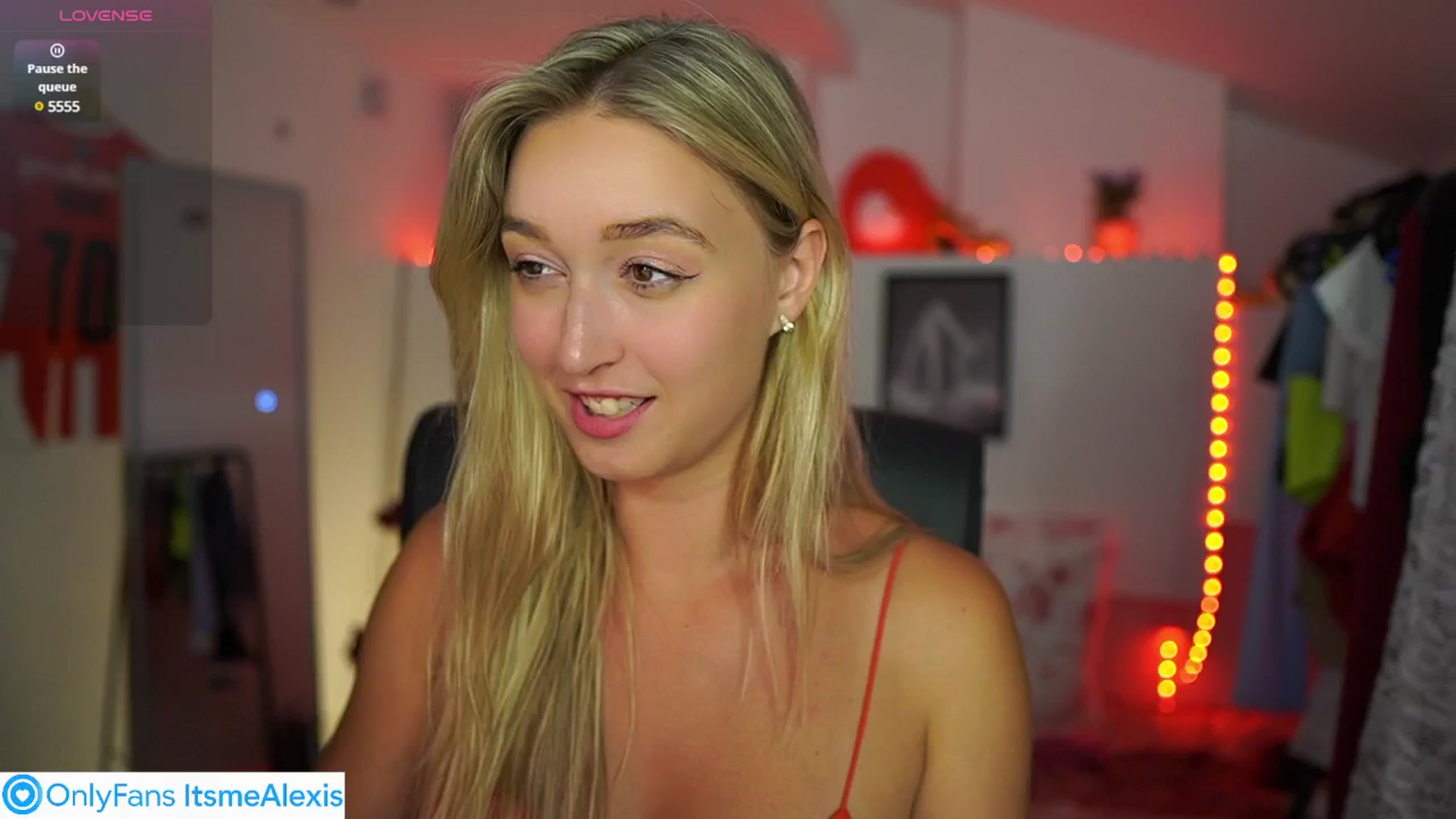 Gallery image thumbnail from Alexis__Texas's myfreecams stream on, 06/29/2025, 21:59 image 9 of 20