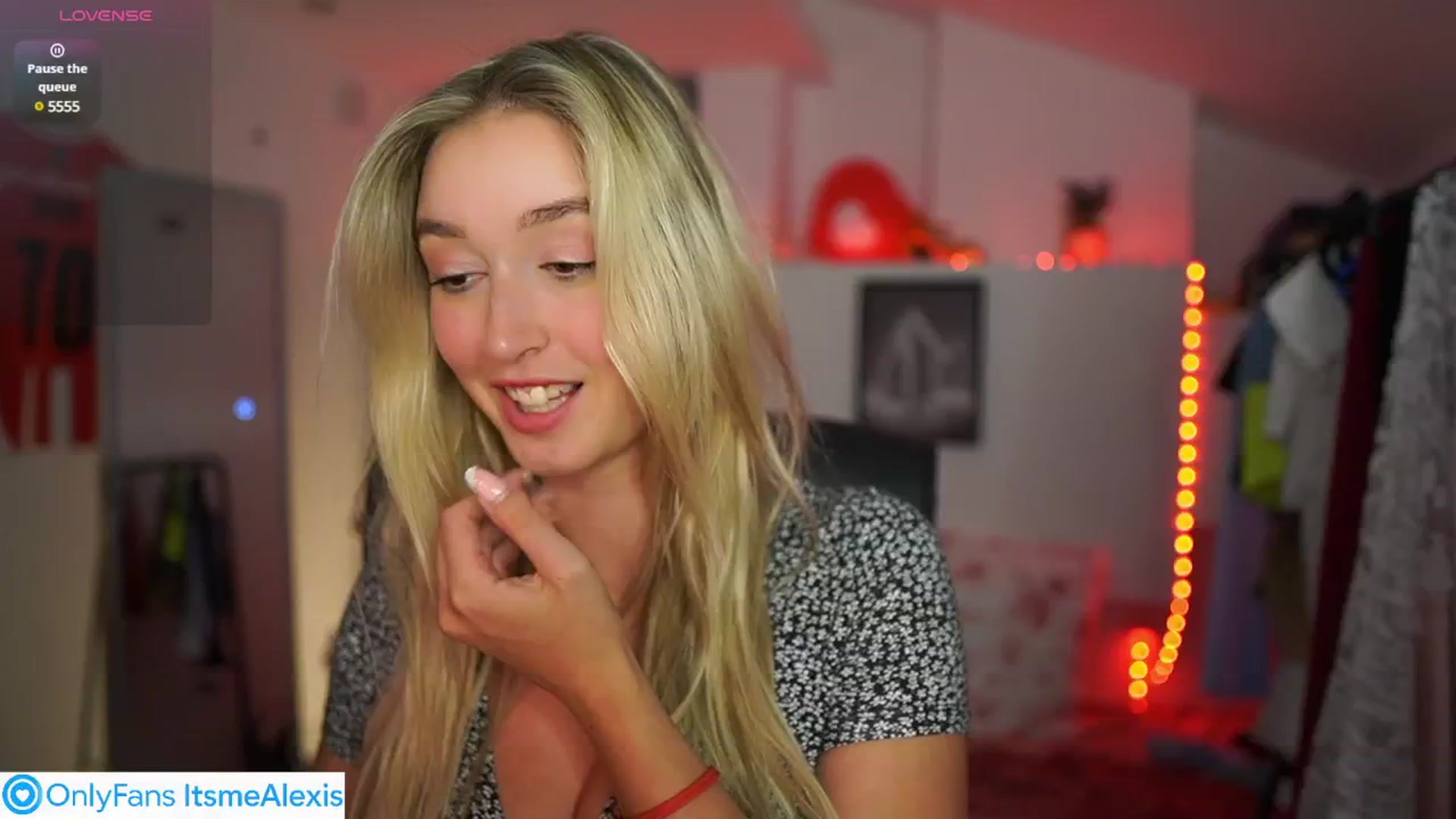 Gallery image thumbnail from Alexis__Texas's myfreecams stream on, 07/02/2025, 21:44 image 7 of 20
