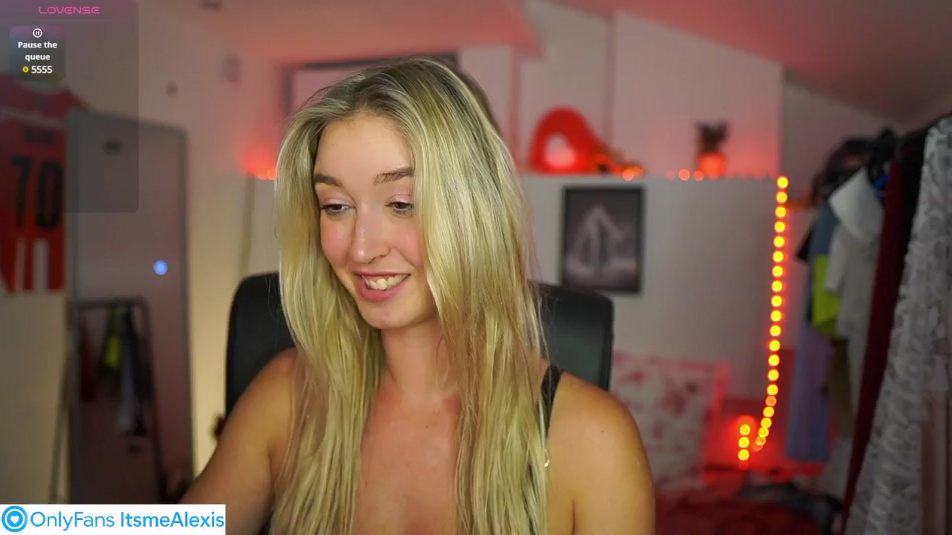 Gallery image thumbnail from Alexis__Texas's myfreecams stream on, 07/02/2025, 23:06 image 6 of 20