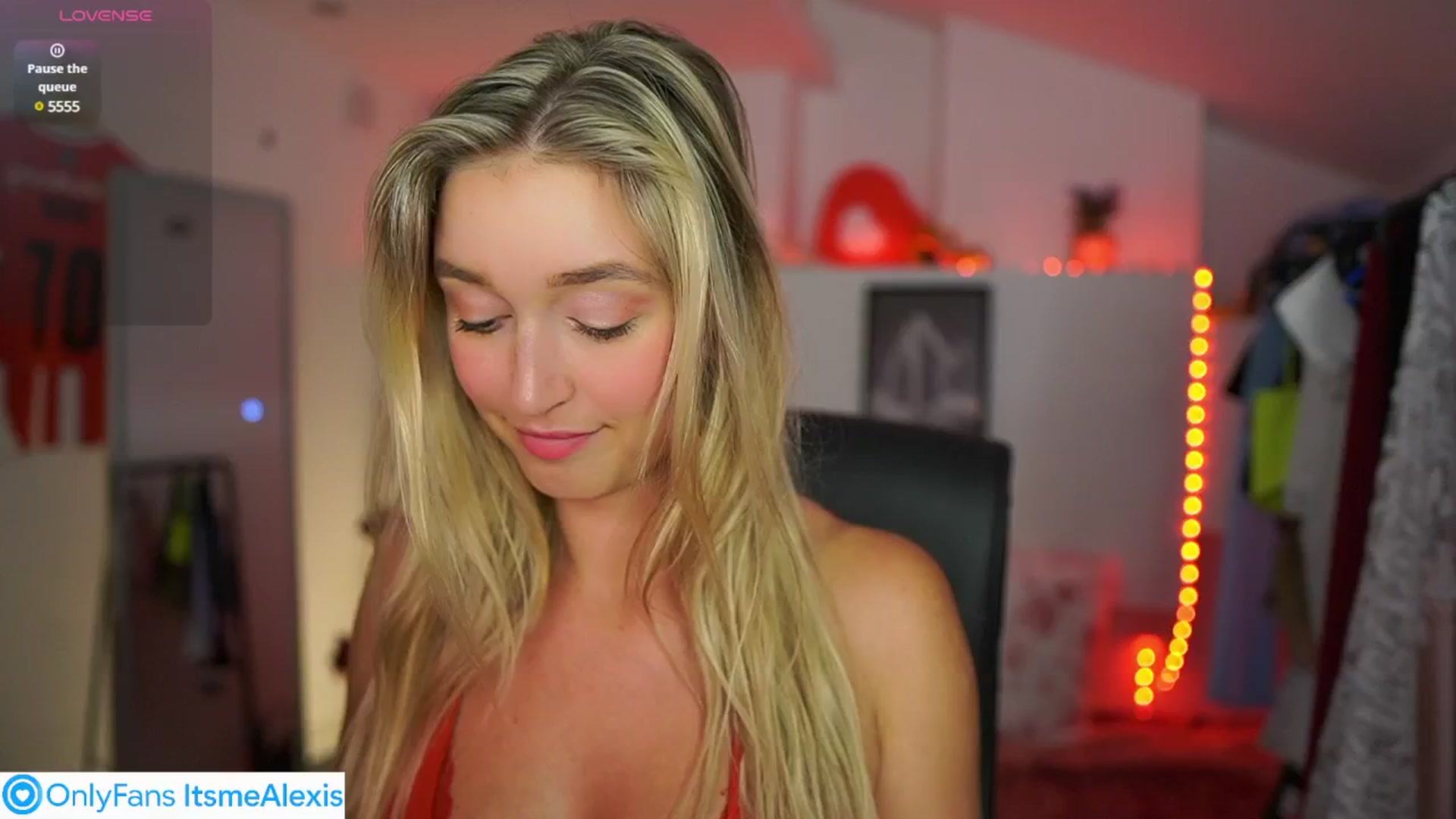 Gallery image thumbnail from Alexis__Texas's myfreecams stream on, 07/04/2025, 20:22 image 17 of 20