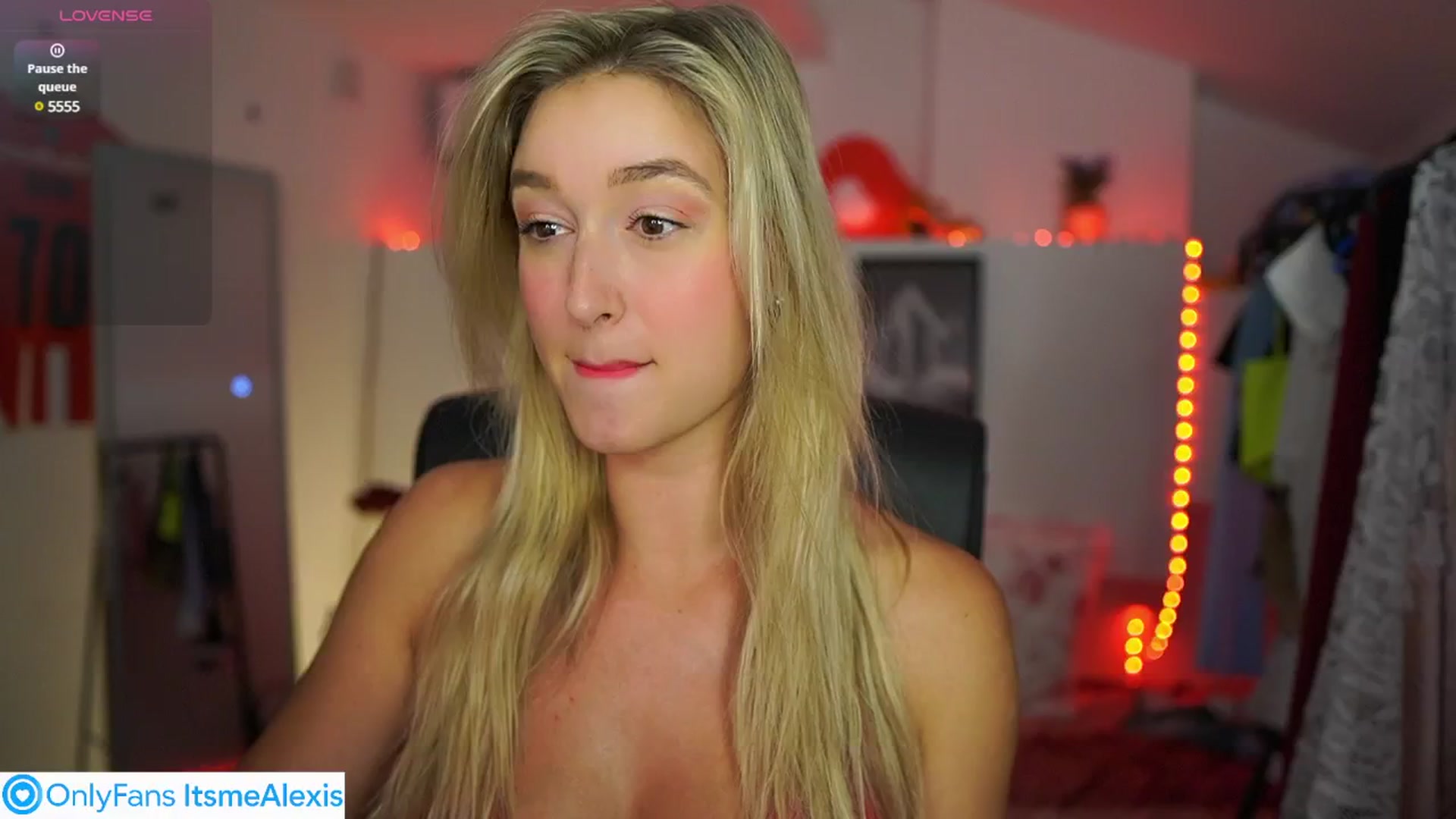 Gallery image thumbnail from Alexis__Texas's myfreecams stream on, 07/04/2025, 20:22 image 1 of 20
