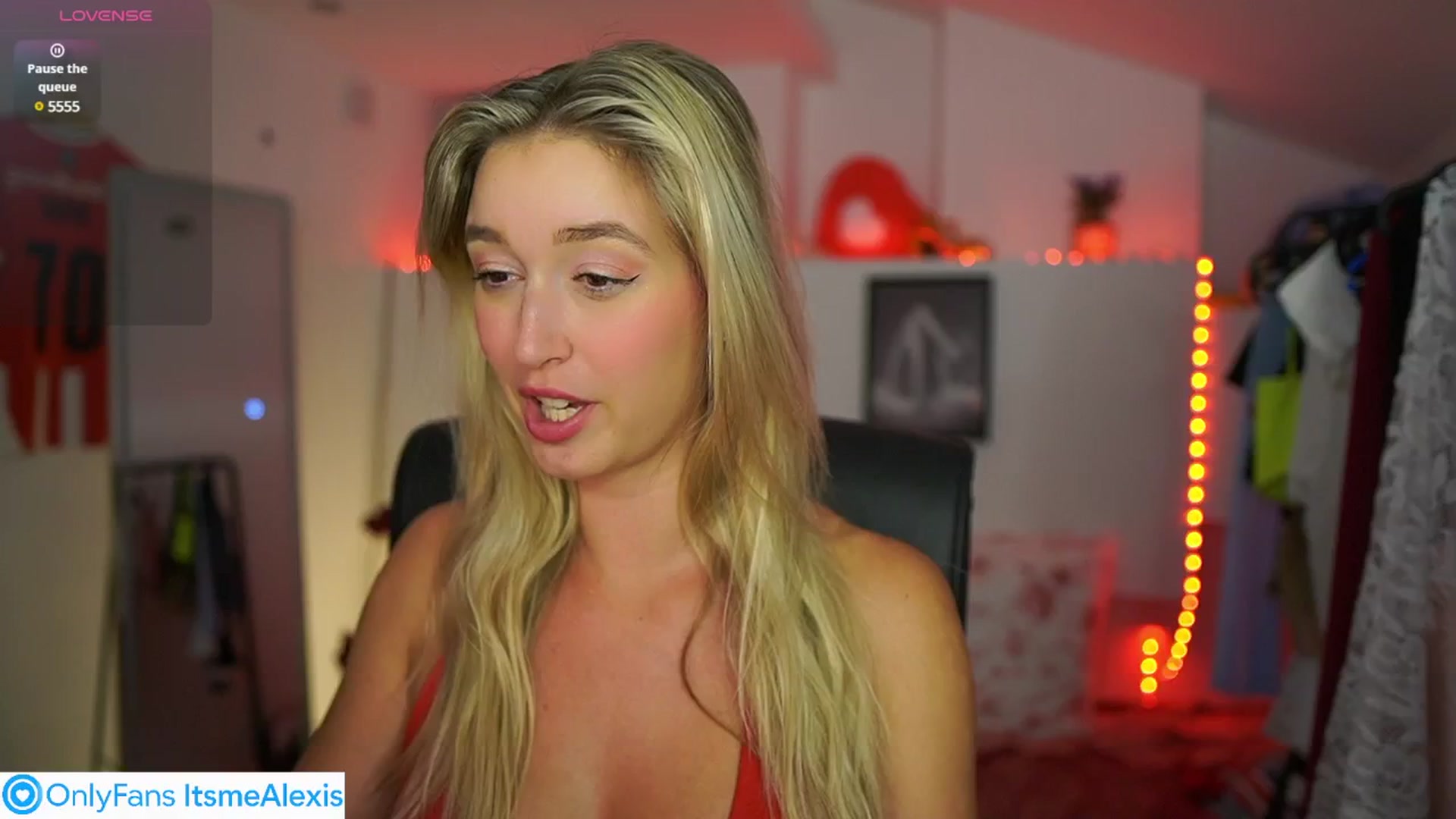 Gallery image thumbnail from Alexis__Texas's myfreecams stream on, 07/04/2025, 22:31 image 6 of 20