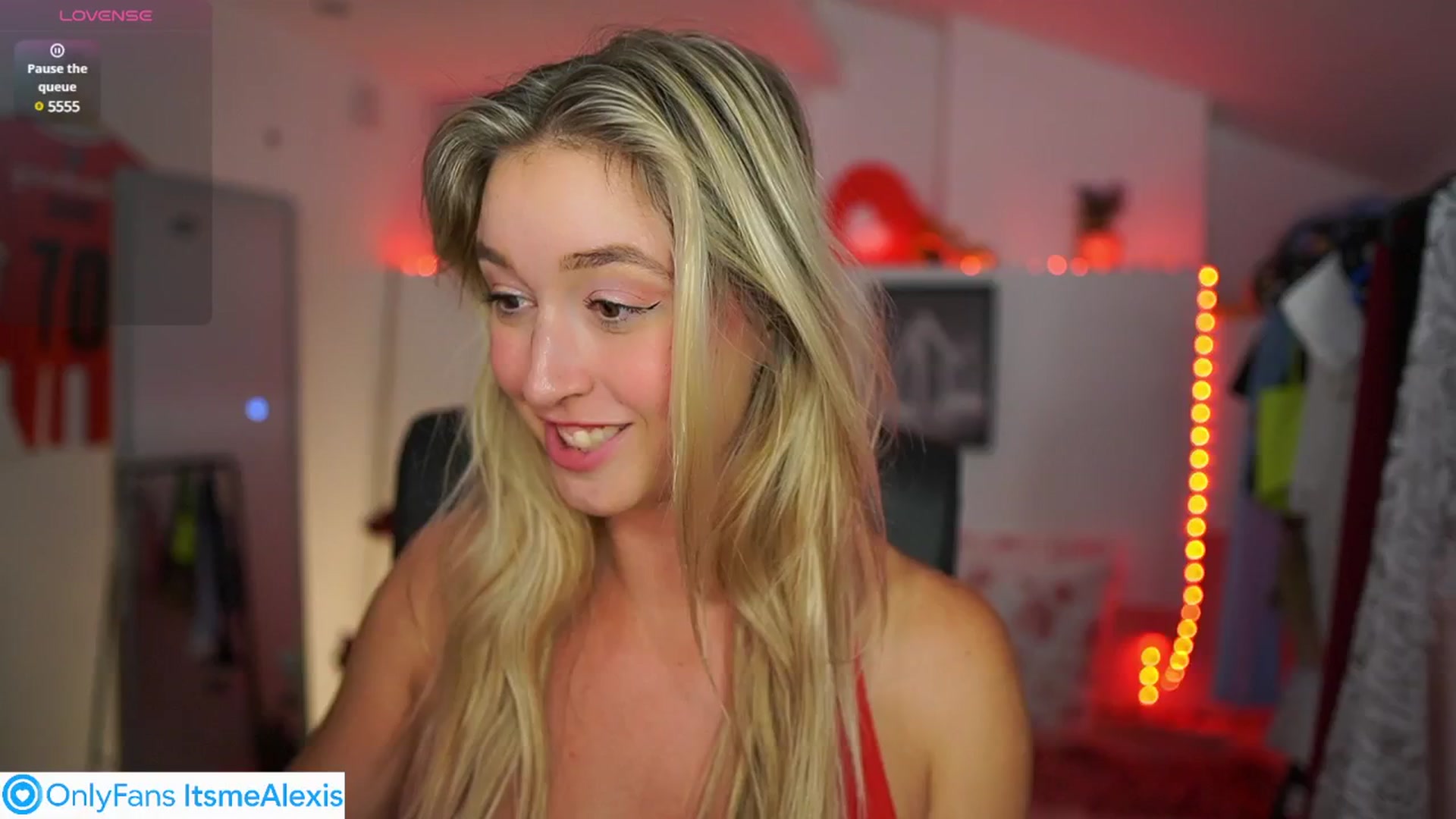 Gallery image thumbnail from Alexis__Texas's myfreecams stream on, 07/04/2025, 23:21 image 3 of 20