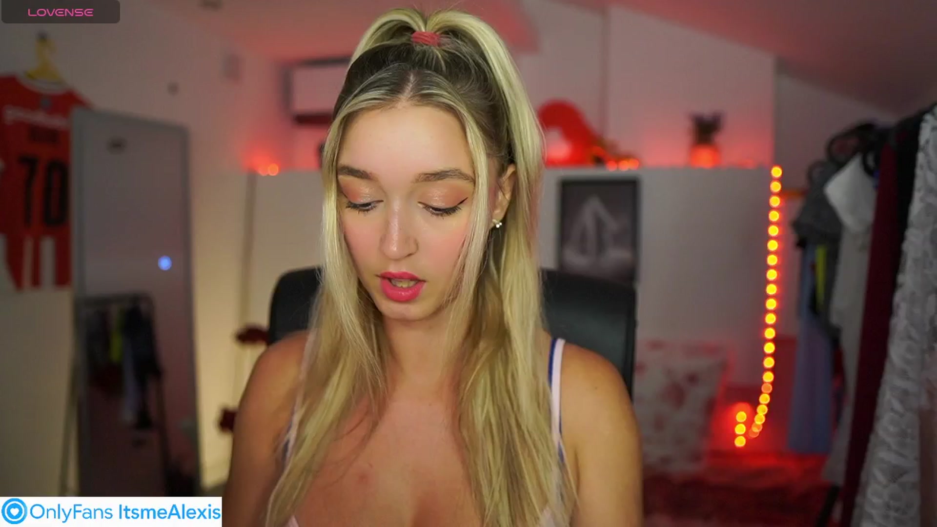 Gallery image thumbnail from Alexis__Texas's myfreecams stream on, 07/08/2025, 13:29 image 5 of 20