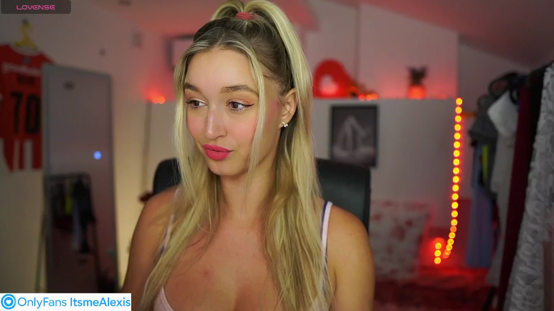 Gallery image thumbnail from Alexis__Texas's myfreecams stream on, 07/08/2025, 13:29 image 1 of 20
