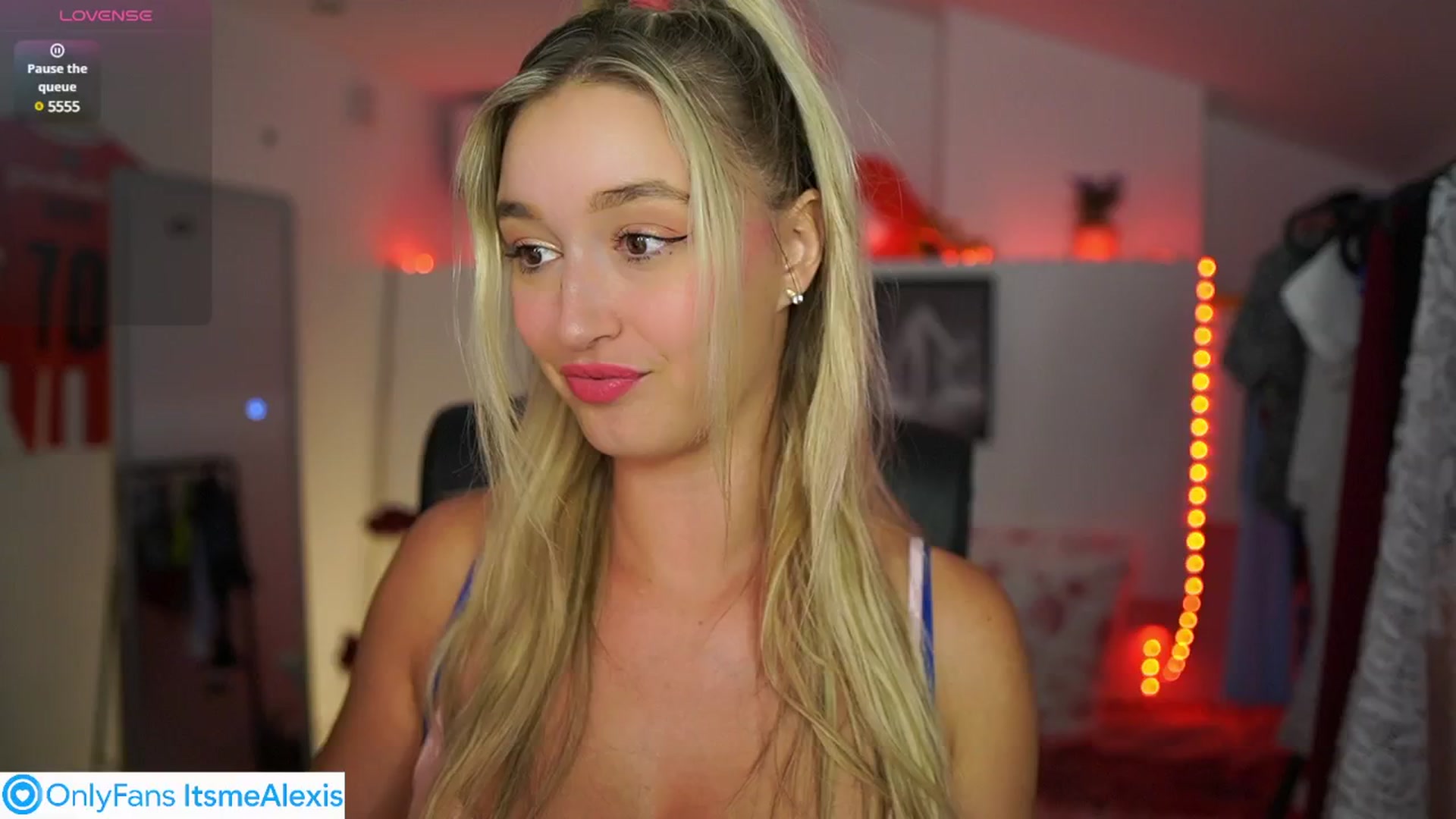 Gallery image thumbnail from Alexis__Texas's myfreecams stream on, 07/08/2025, 15:10 image 11 of 20