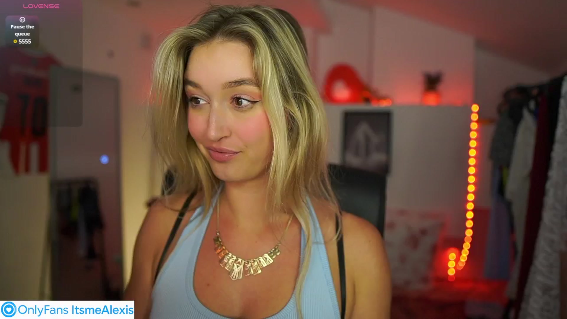 Gallery image thumbnail from Alexis__Texas's myfreecams stream on, 07/09/2025, 22:35 image 13 of 20