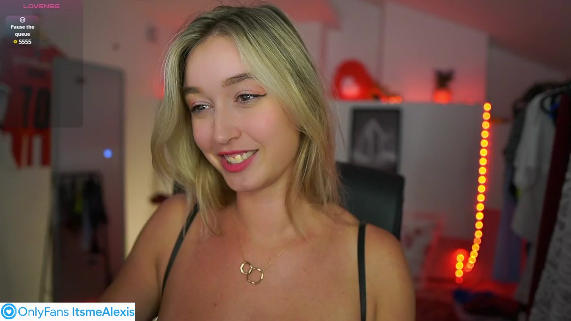 Gallery image thumbnail from Alexis__Texas's myfreecams stream on, 07/13/2025, 23:26 image 13 of 20