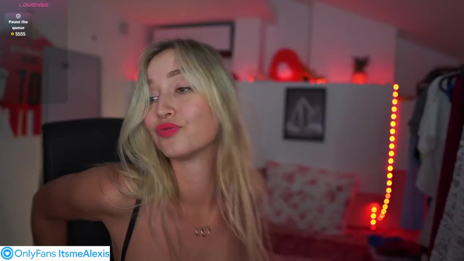Gallery image thumbnail from Alexis__Texas's myfreecams stream on, 07/13/2025, 23:26 image 11 of 20