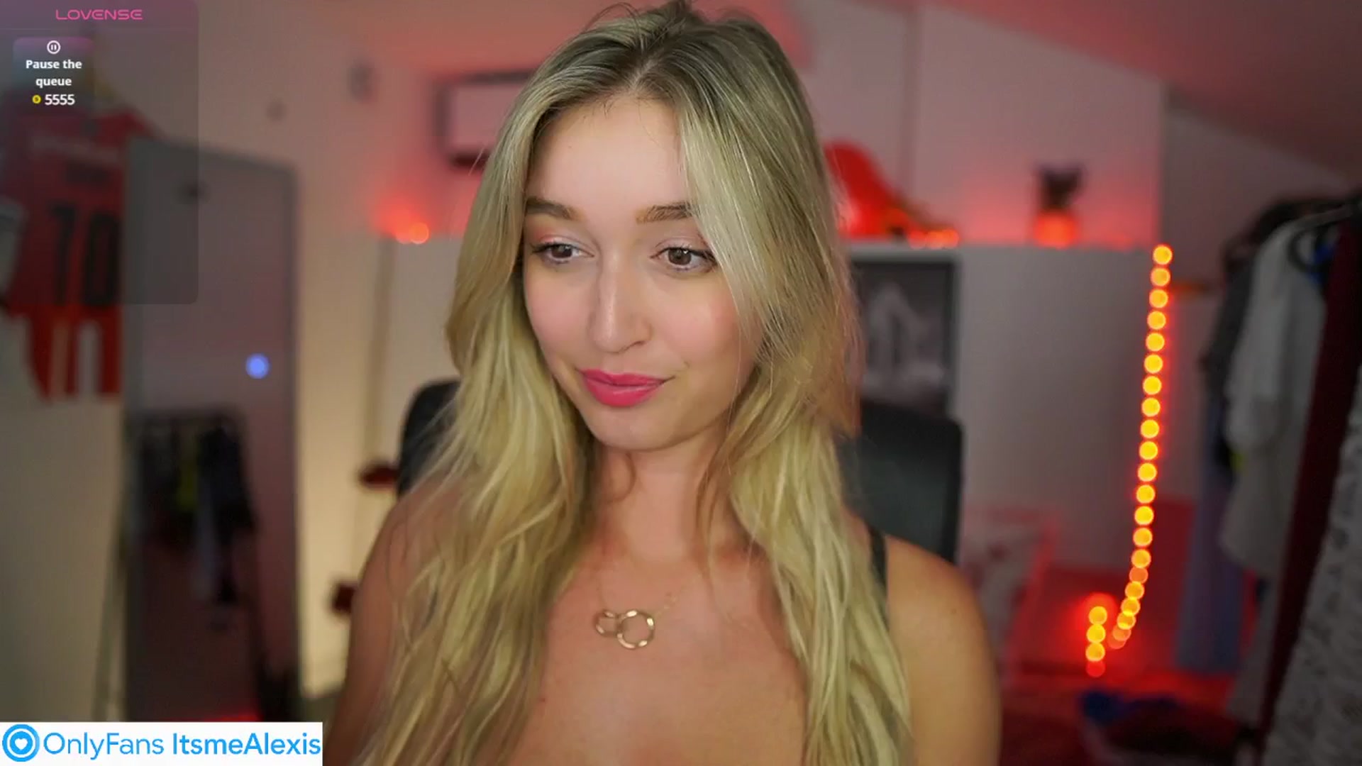 Gallery image thumbnail from Alexis__Texas's myfreecams stream on, 07/13/2025, 23:26 image 2 of 20