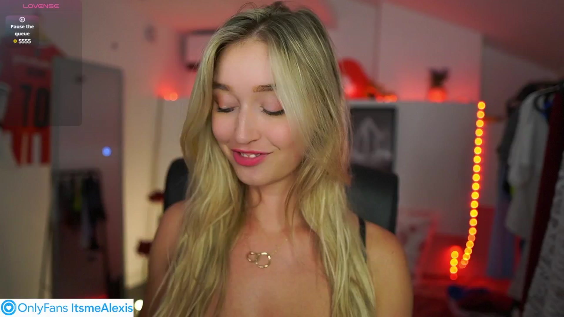 Gallery image thumbnail from Alexis__Texas's myfreecams stream on, 07/13/2025, 23:26 image 4 of 20