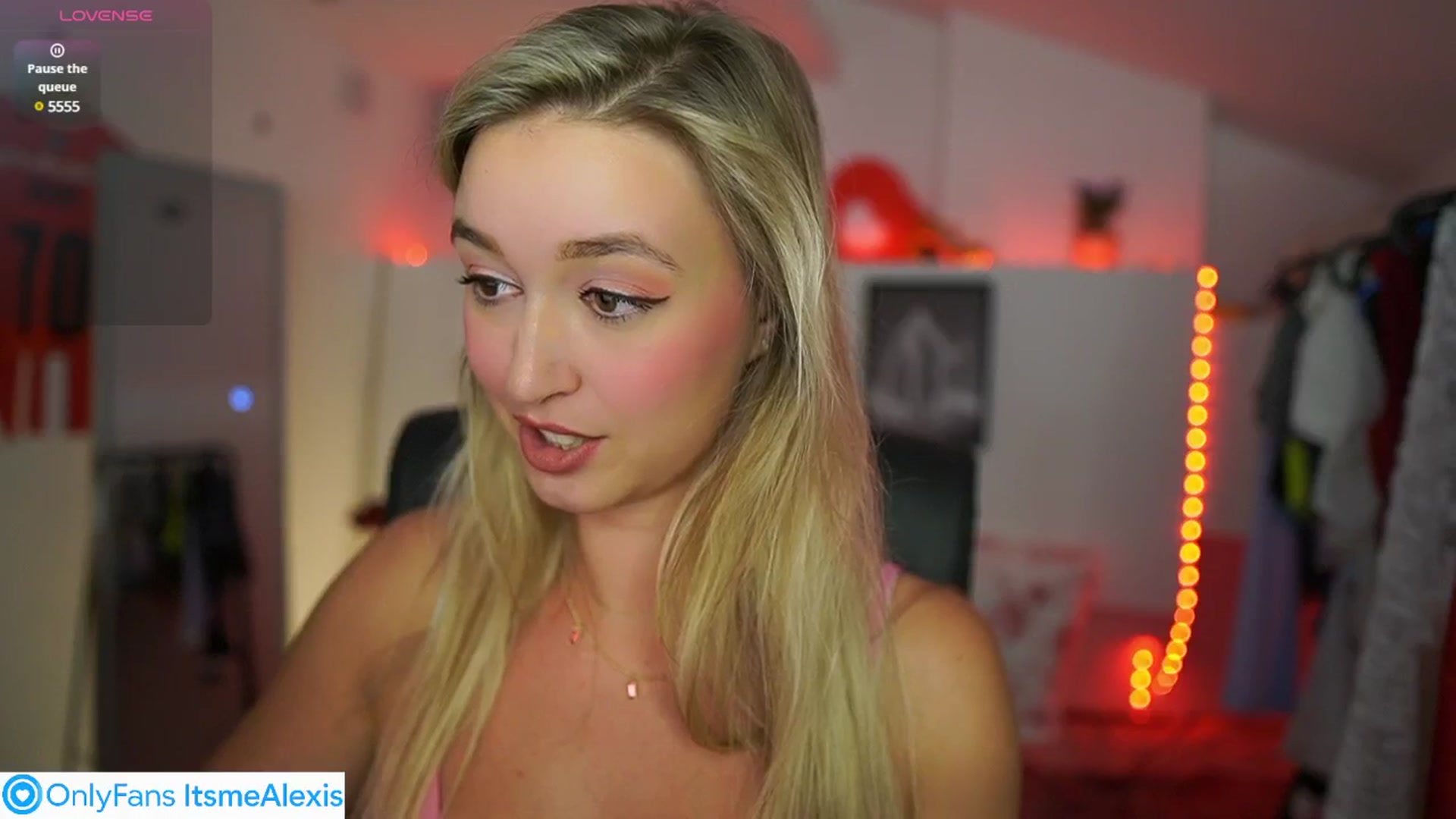 Gallery image thumbnail from Alexis__Texas's myfreecams stream on, 07/16/2025, 19:17 image 17 of 20