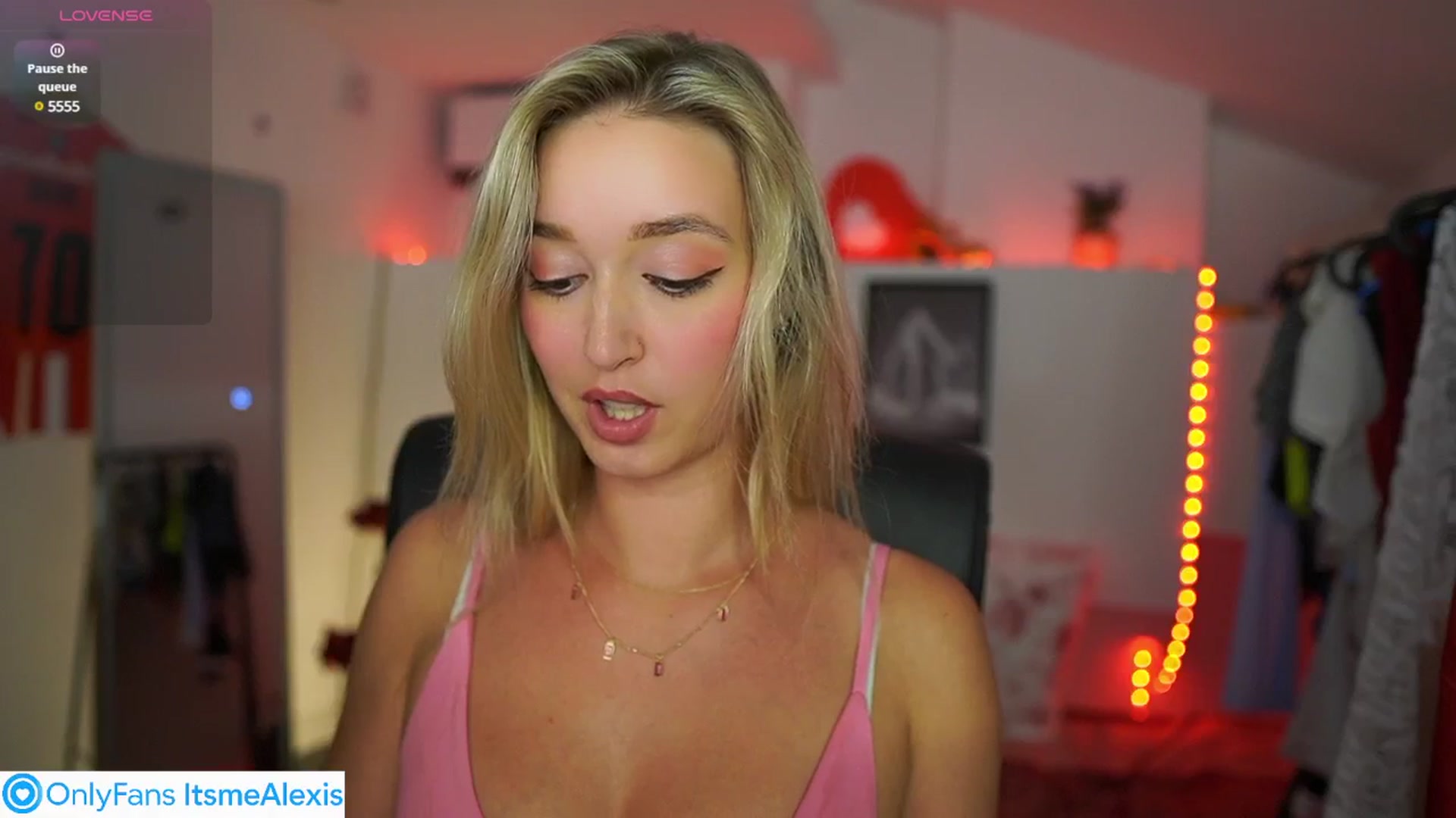 Gallery image thumbnail from Alexis__Texas's myfreecams stream on, 07/16/2025, 20:57 image 7 of 20