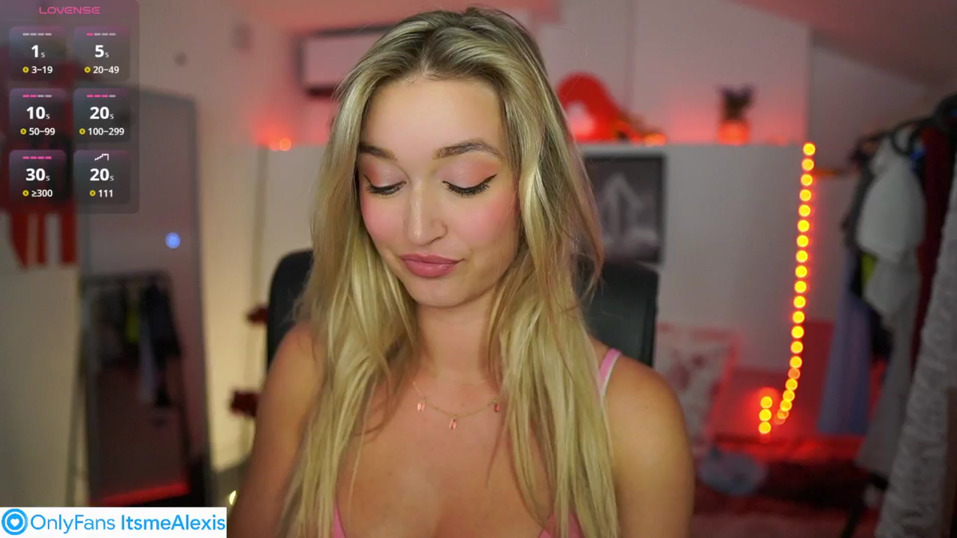 Gallery image thumbnail from Alexis__Texas's myfreecams stream on, 07/16/2025, 22:20 image 14 of 20