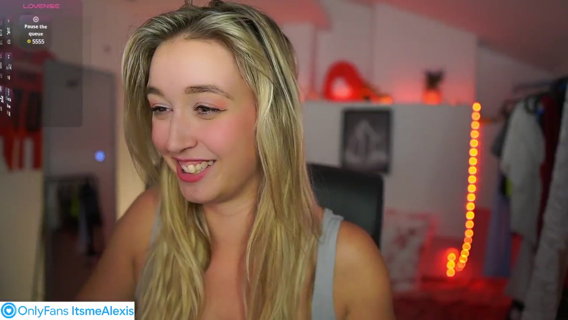 Gallery image thumbnail from Alexis__Texas's myfreecams stream on, 07/18/2025, 23:33 image 17 of 20