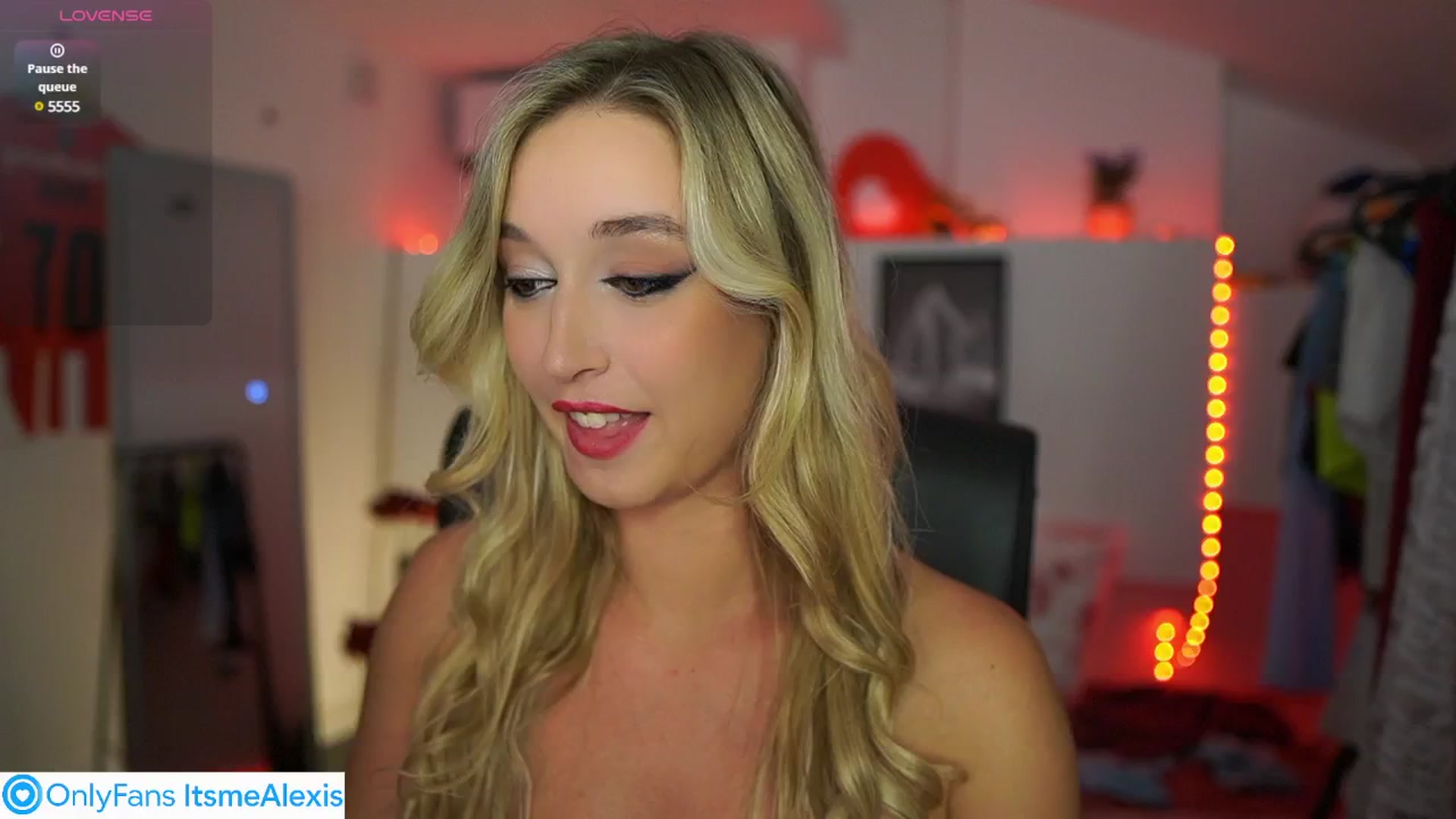 Gallery image thumbnail from Alexis__Texas's myfreecams stream on, 07/20/2025, 22:11 image 20 of 20