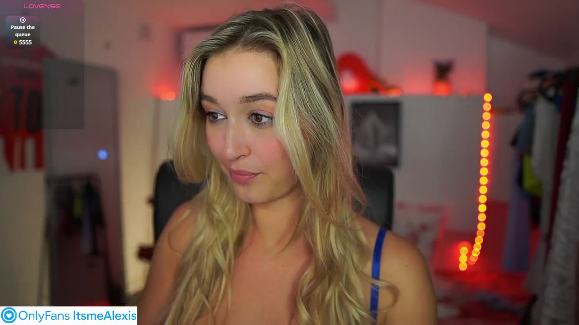 Gallery image thumbnail from Alexis__Texas's myfreecams stream on, 07/22/2025, 14:43 image 17 of 20