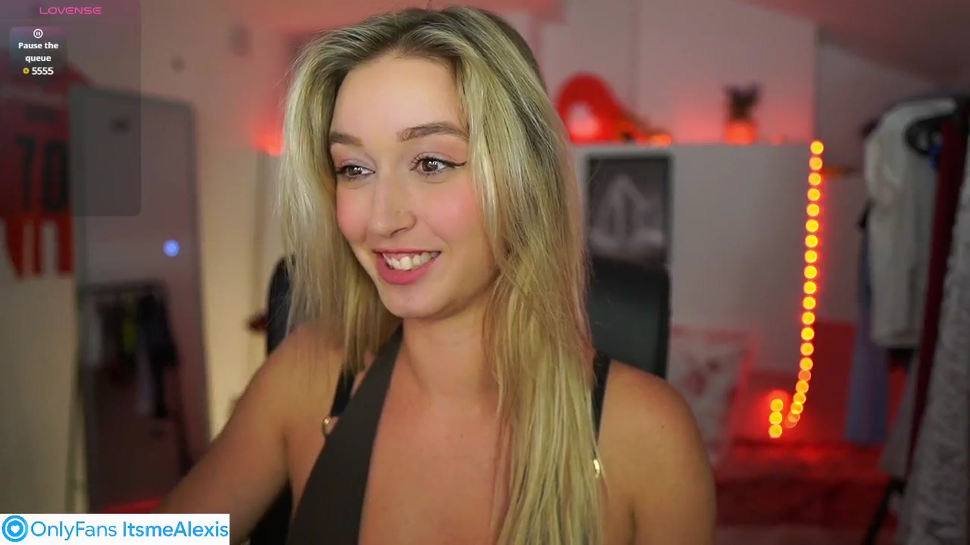 Gallery image thumbnail from Alexis__Texas's myfreecams stream on, 07/23/2025, 20:34 image 6 of 20