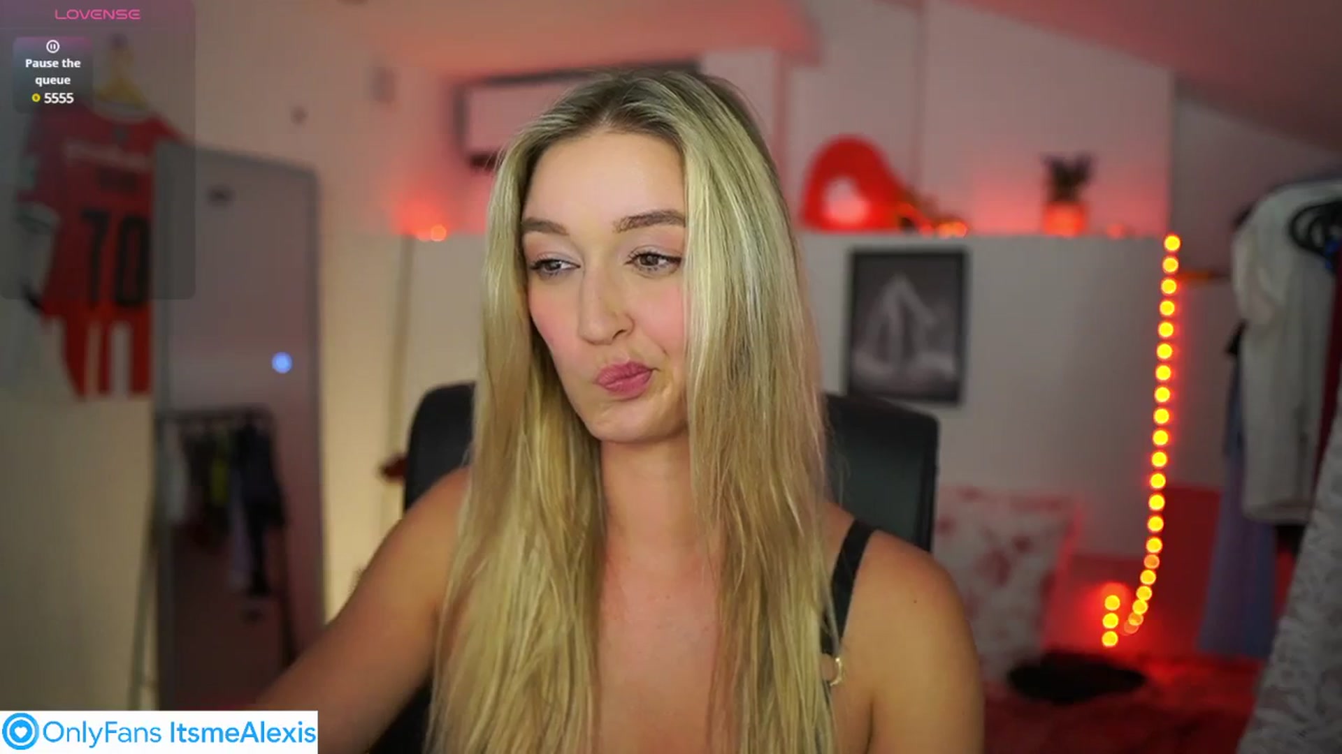 Gallery image thumbnail from Alexis__Texas's myfreecams stream on, 07/23/2025, 22:50 image 15 of 20