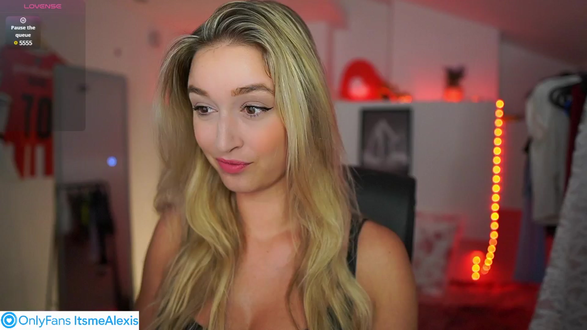 Gallery image thumbnail from Alexis__Texas's myfreecams stream on, 07/25/2025, 18:27 image 1 of 20