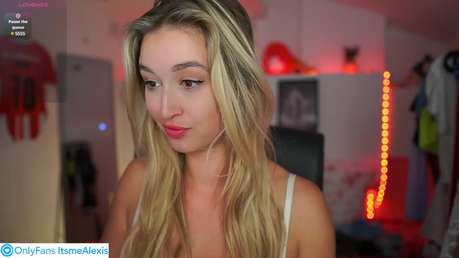 Gallery image thumbnail from Alexis__Texas's myfreecams stream on, 07/31/2025, 16:53 image 4 of 20