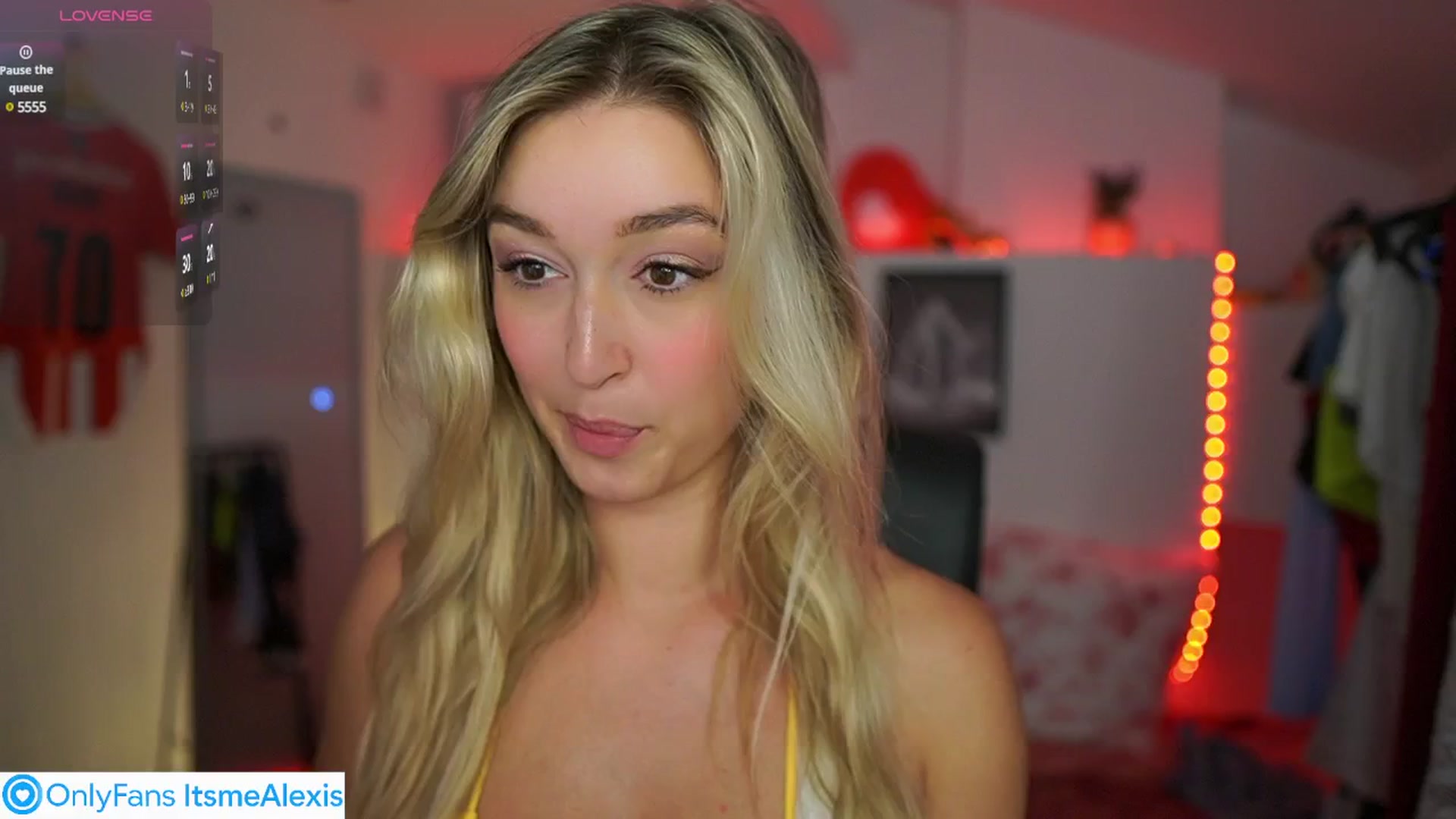 Gallery image thumbnail from Alexis__Texas's myfreecams stream on, 08/02/2025, 13:59 image 3 of 20
