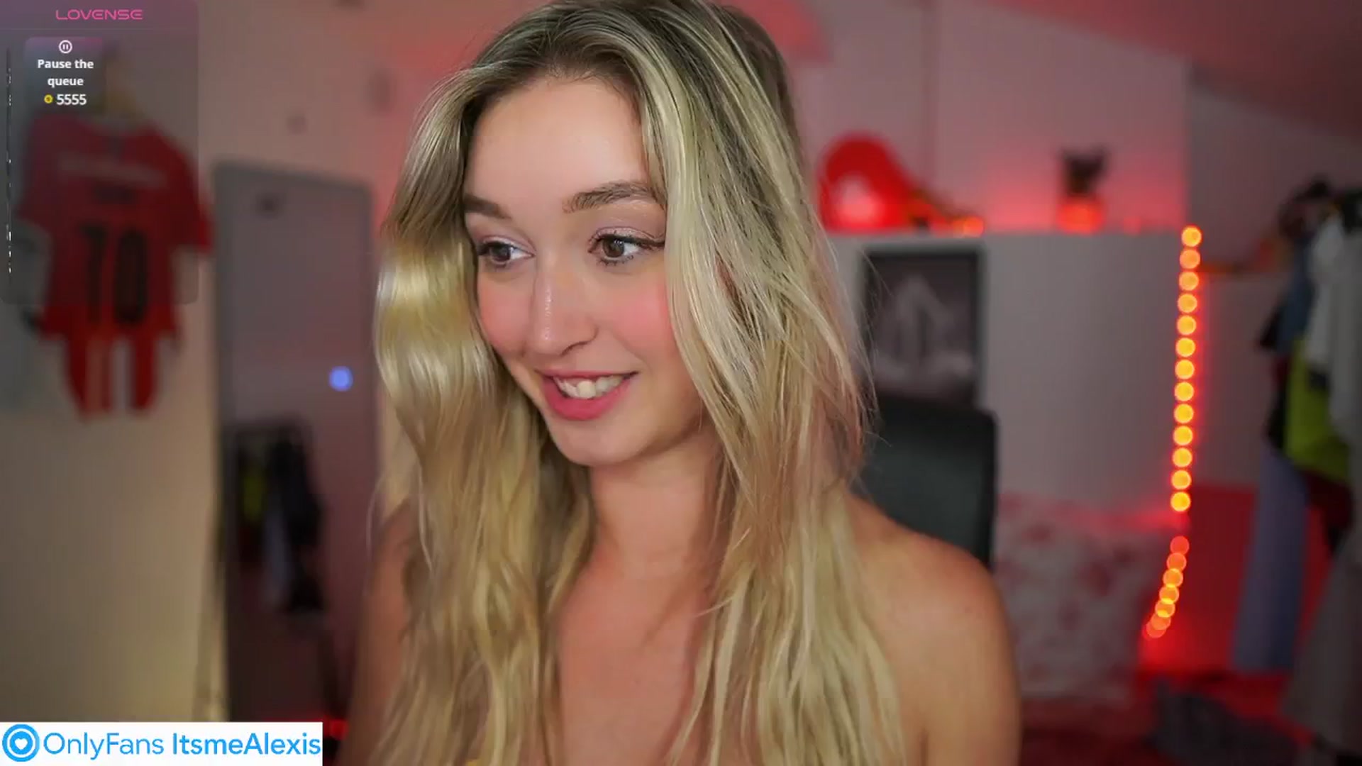 Gallery image thumbnail from Alexis__Texas's myfreecams stream on, 08/02/2025, 16:02 image 4 of 20