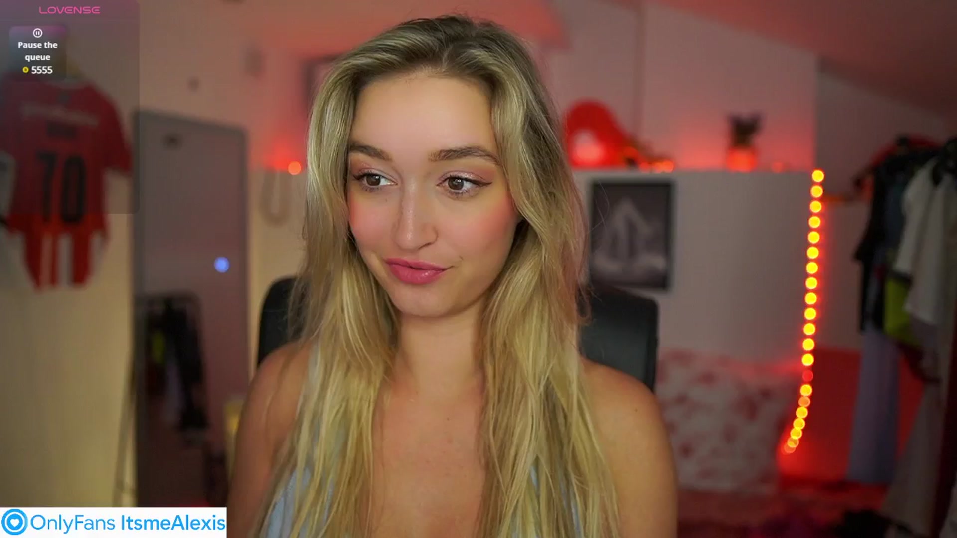 Gallery image thumbnail from Alexis__Texas's myfreecams stream on, 08/05/2025, 16:12 image 10 of 20