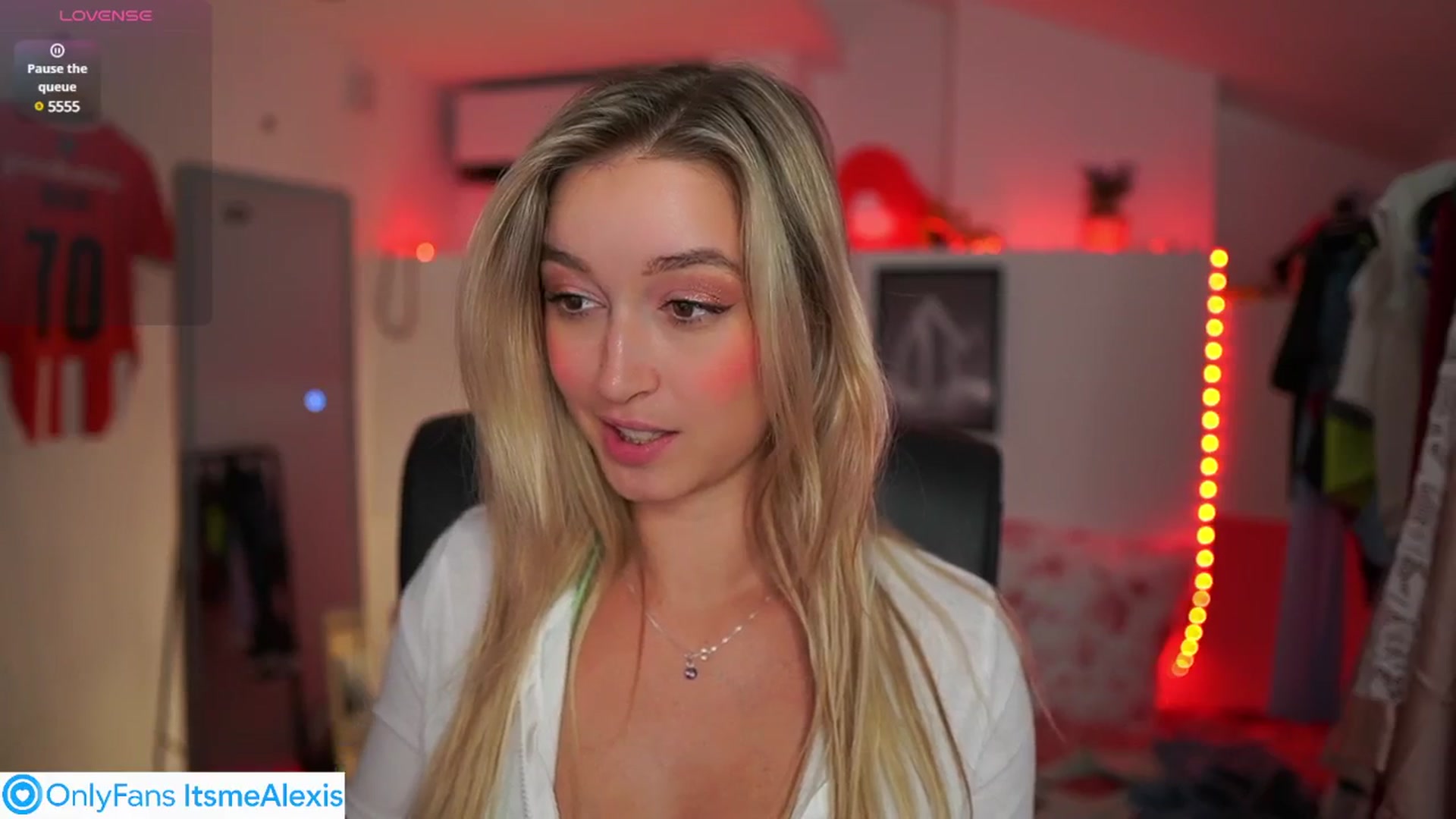 Gallery image thumbnail from Alexis__Texas's myfreecams stream on, 08/06/2025, 19:53 image 20 of 20