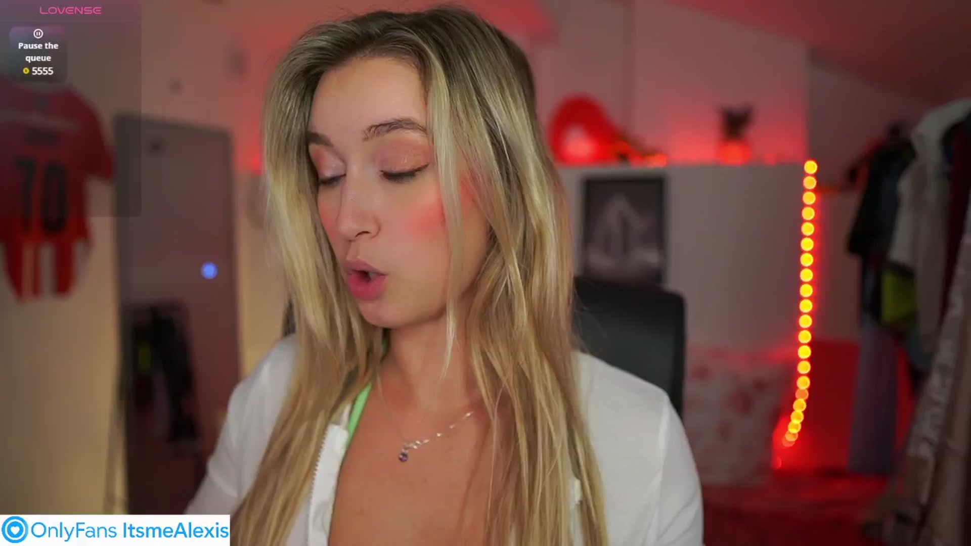 Gallery image thumbnail from Alexis__Texas's myfreecams stream on, 08/06/2025, 20:54 image 3 of 20