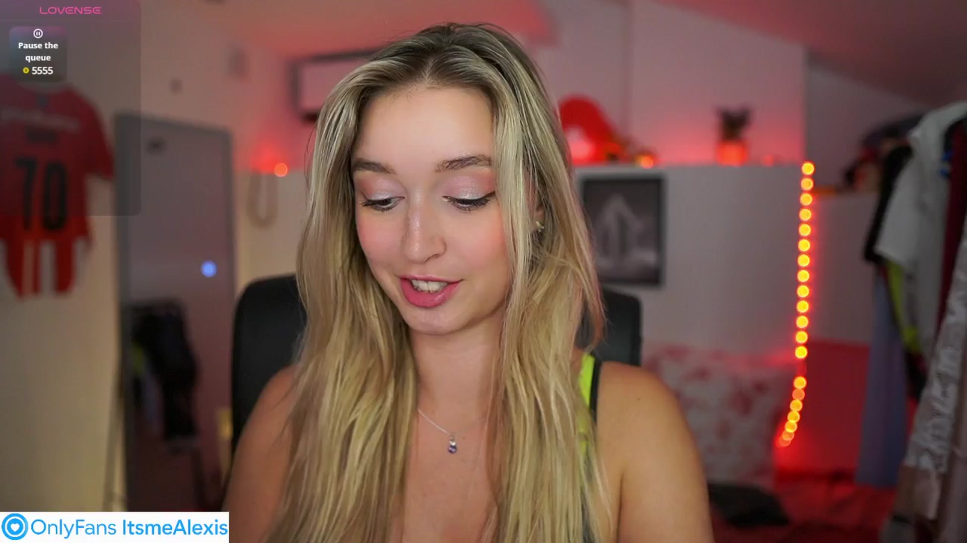 Gallery image thumbnail from Alexis__Texas's myfreecams stream on, 08/07/2025, 22:04 image 7 of 20
