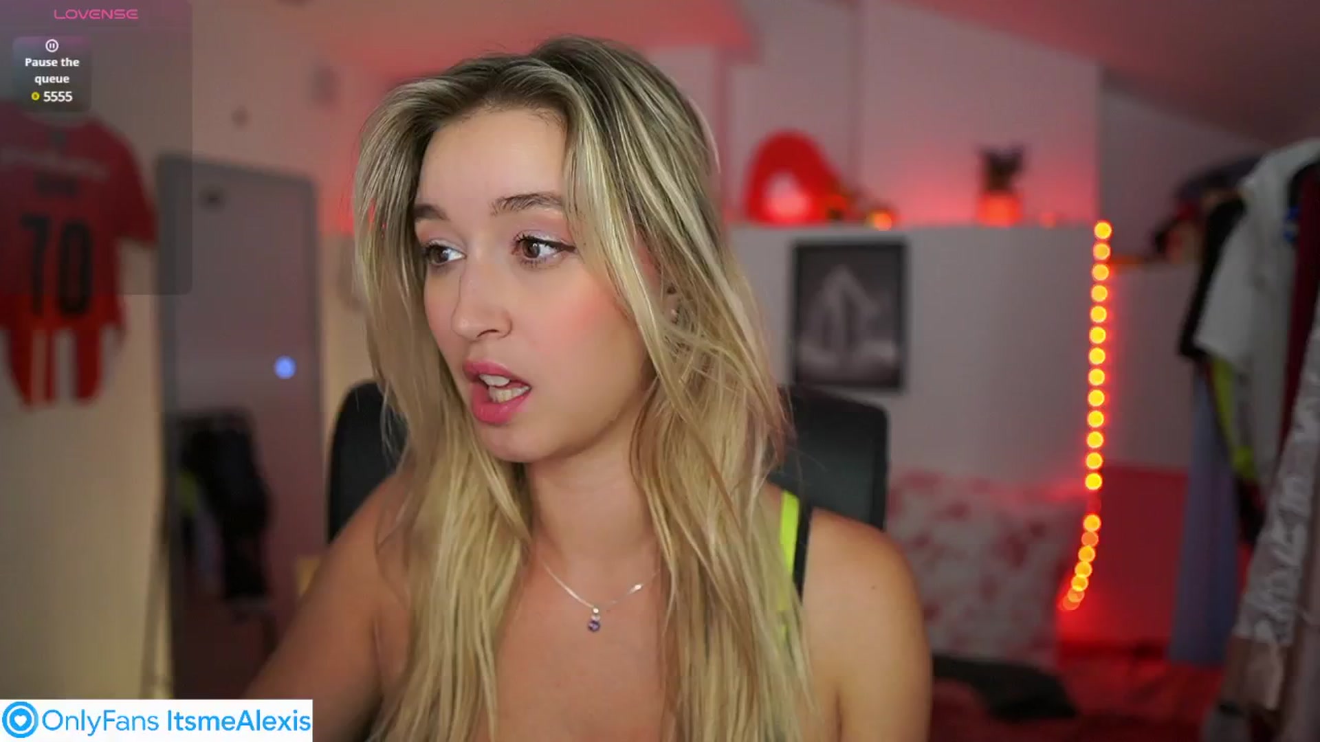 Gallery image thumbnail from Alexis__Texas's myfreecams stream on, 08/07/2025, 22:04 image 5 of 20
